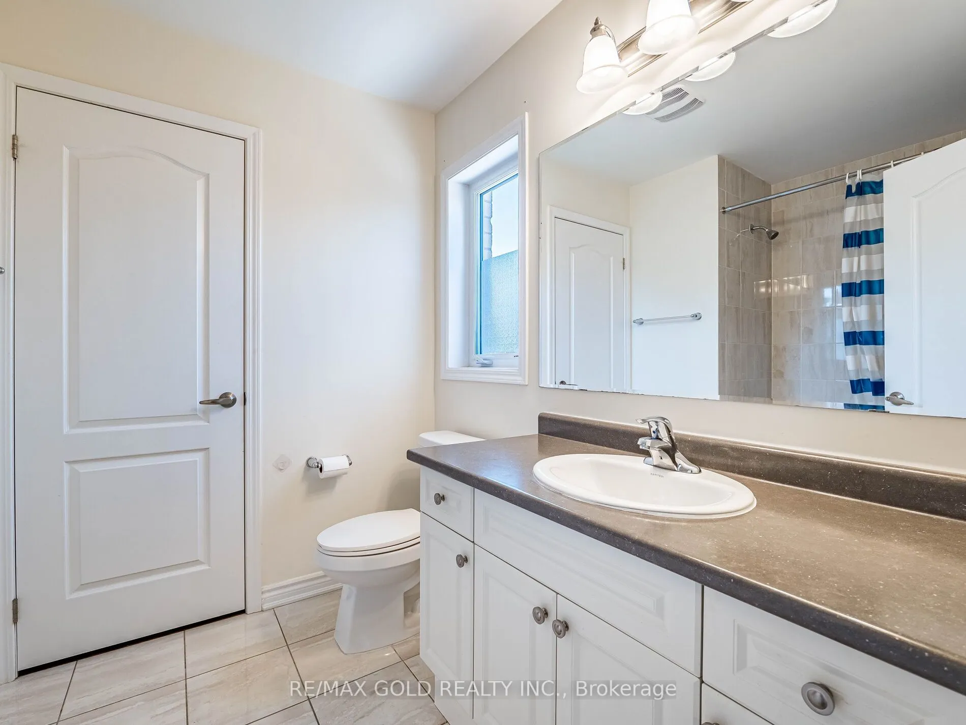 6 Feeder Street