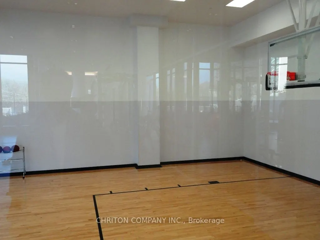90 Park Lawn Road, #505