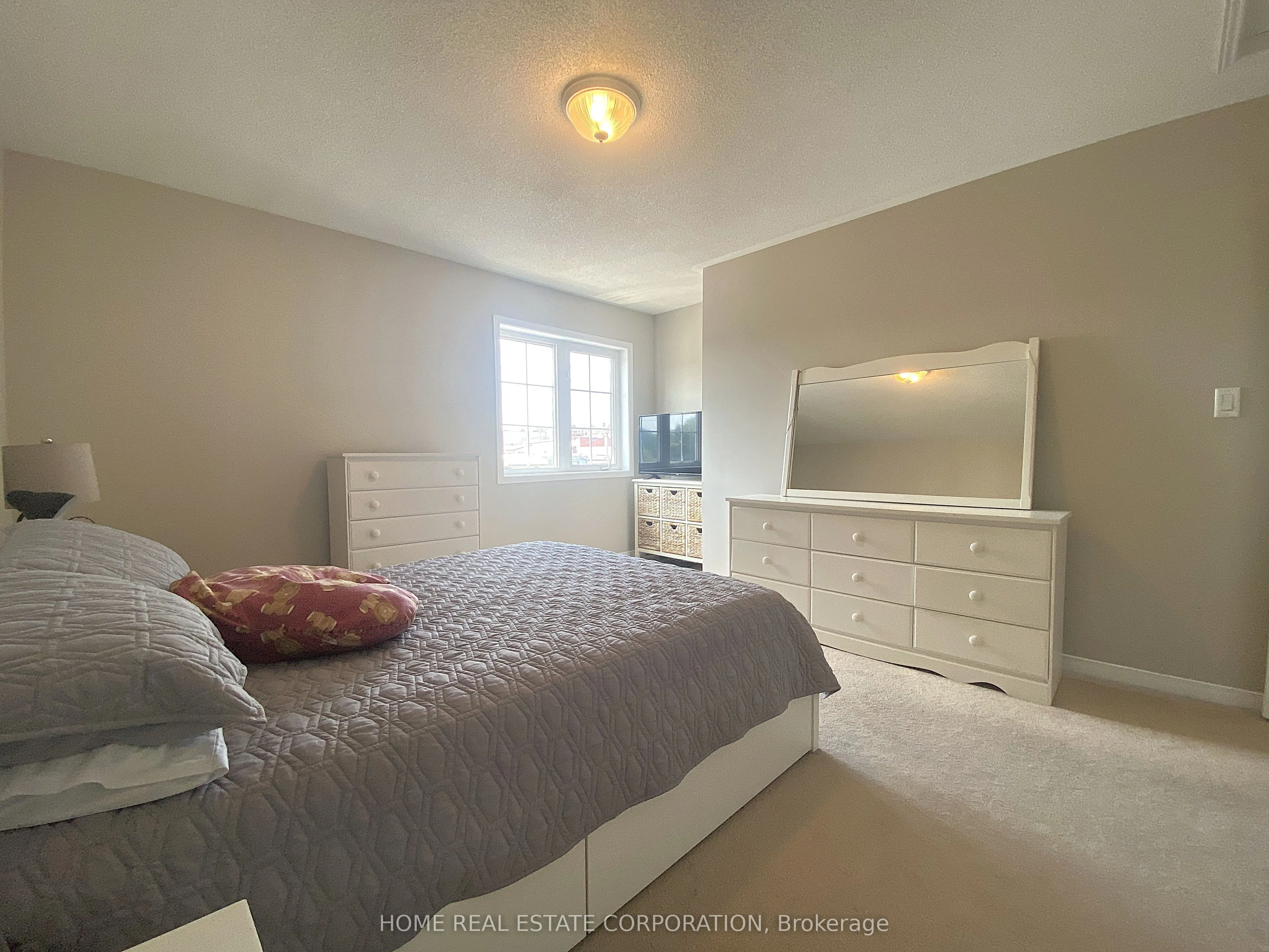 5 Armstrong Street, #23