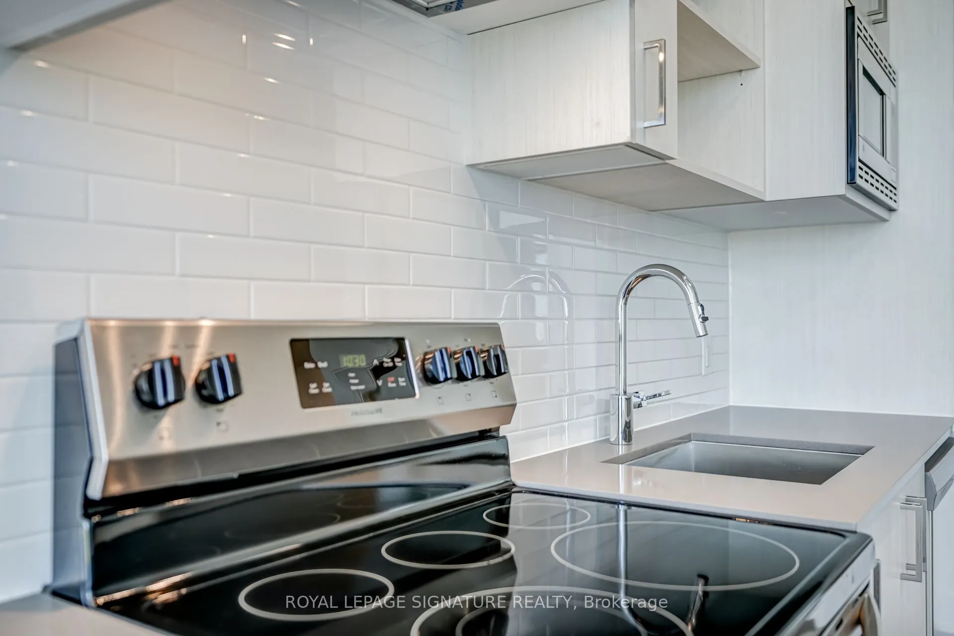 60 George Butchart Drive, #322