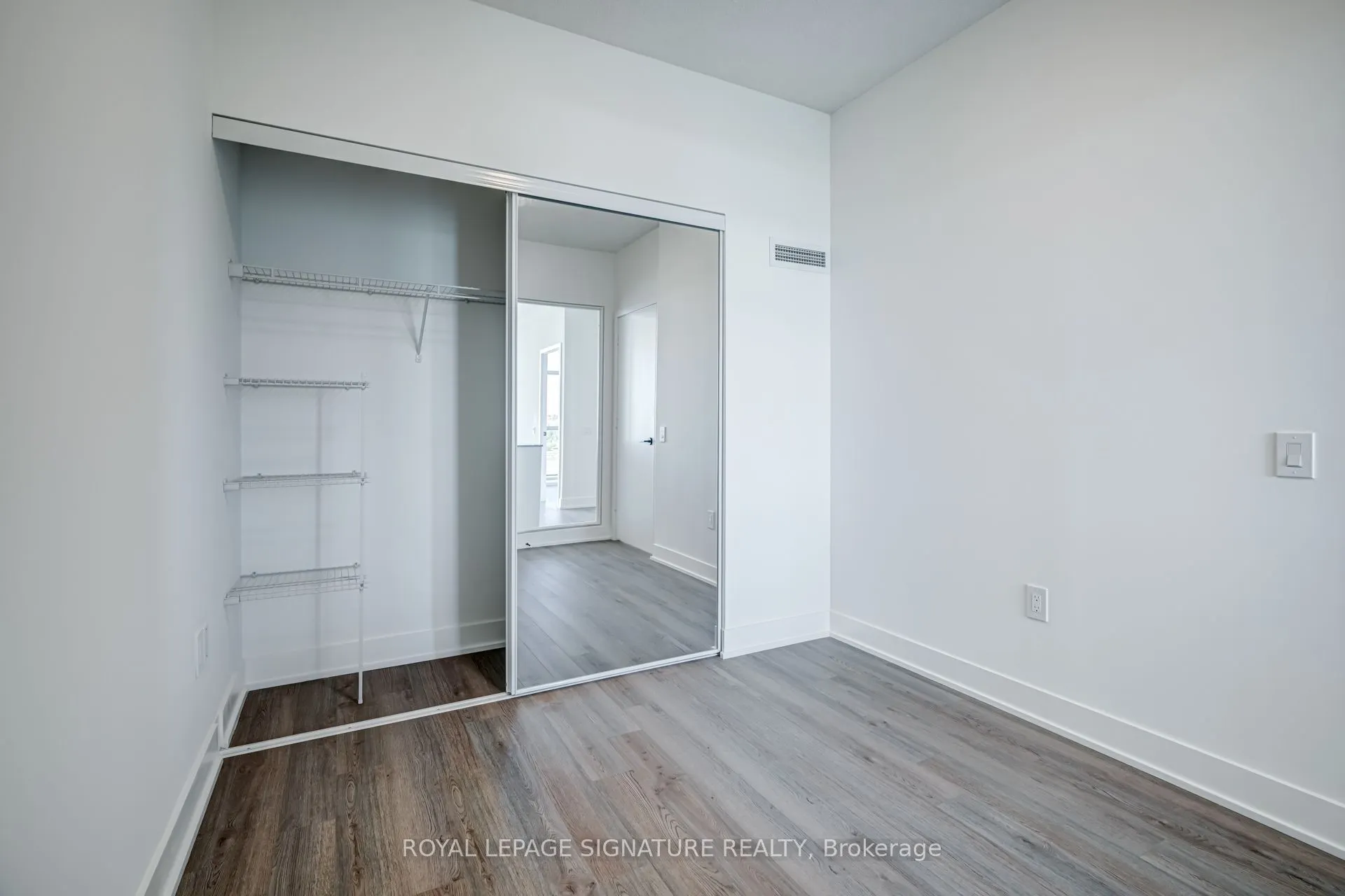 60 George Butchart Drive, #322