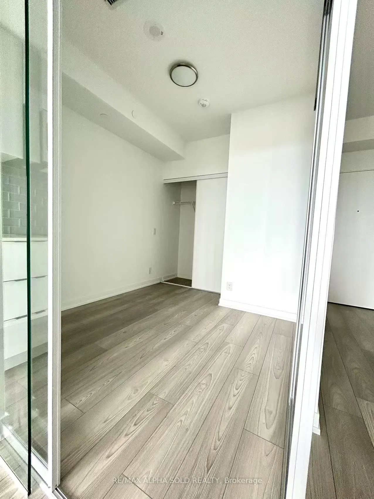1182 King Street W, #912