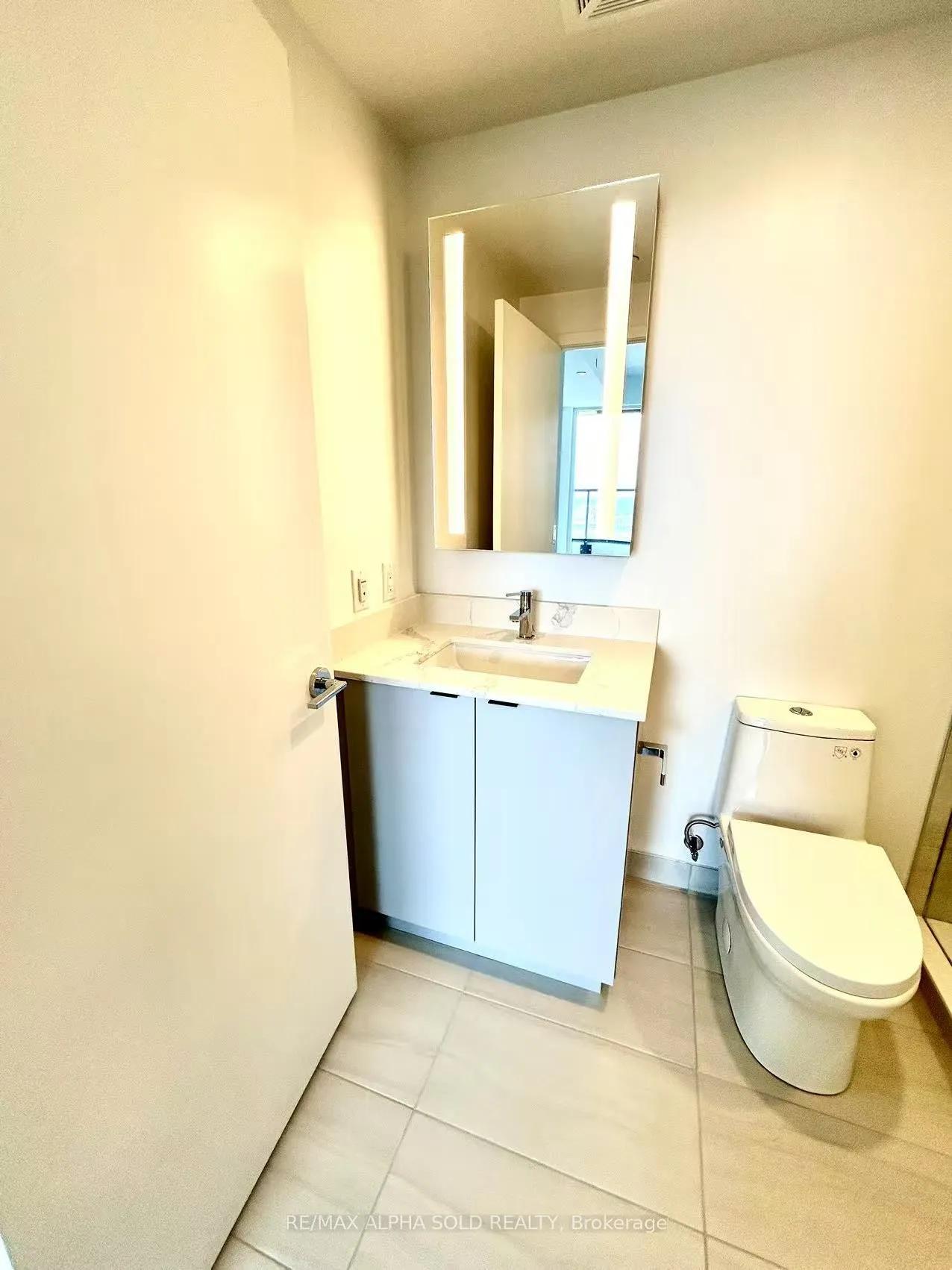 1182 King Street W, #912