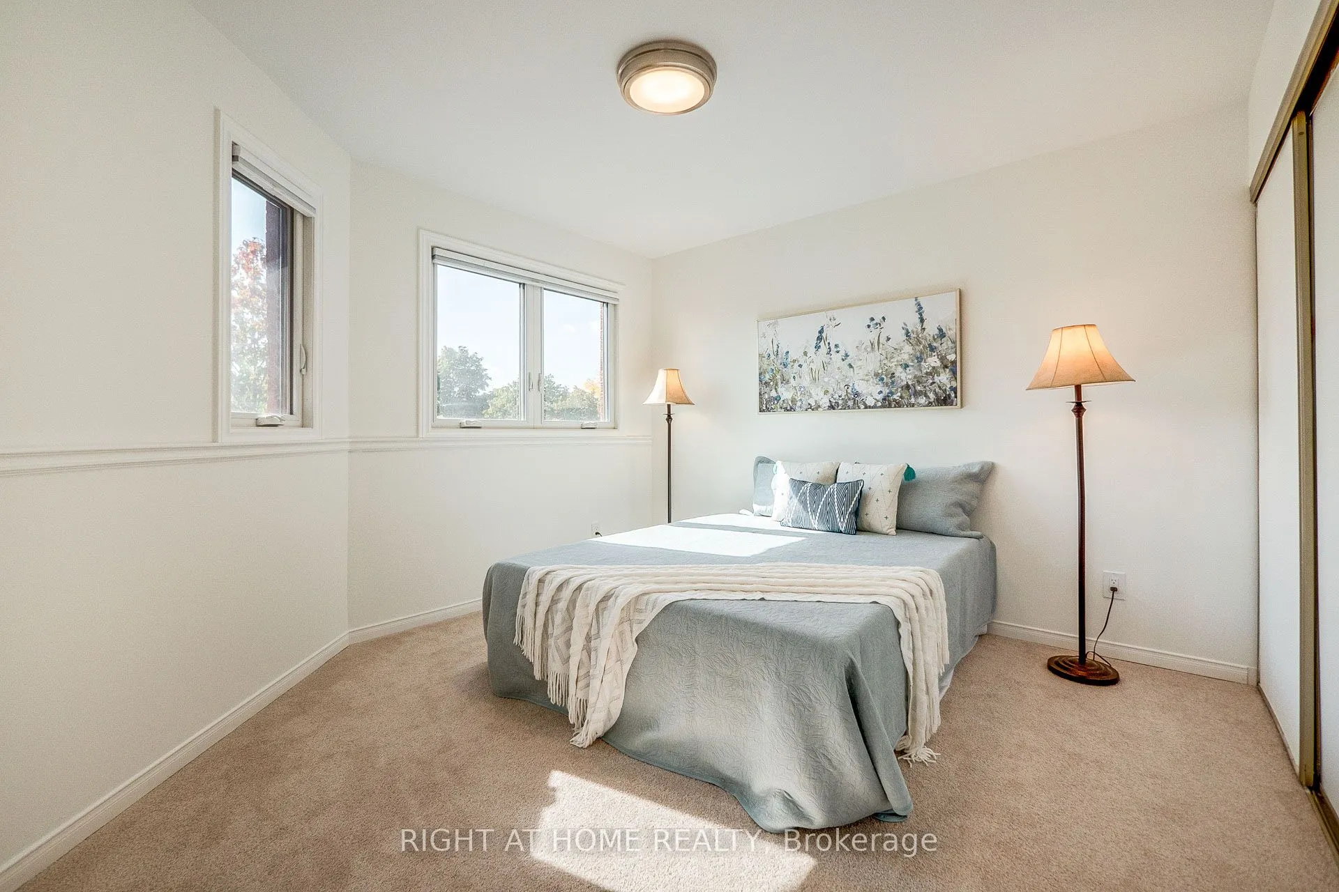 3251 Greenbelt Crescent