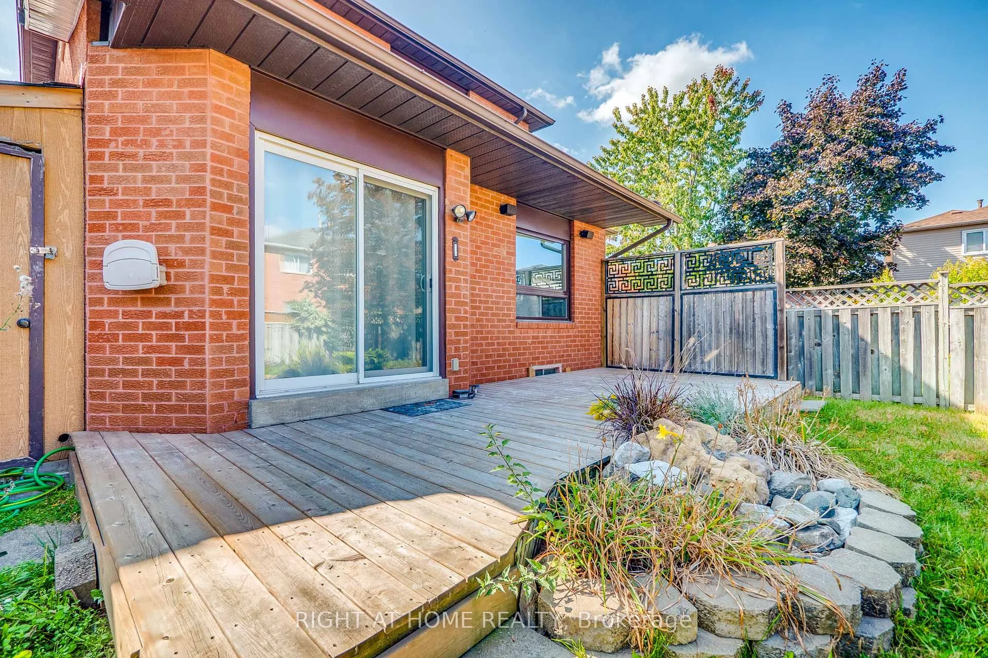 3251 Greenbelt Crescent