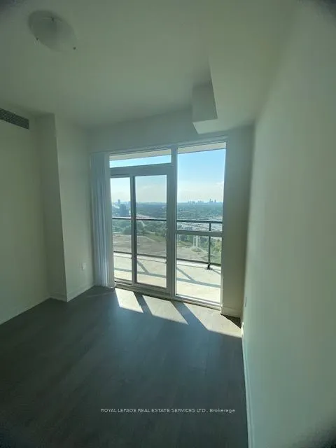 38 Annie Craig Drive, #2808