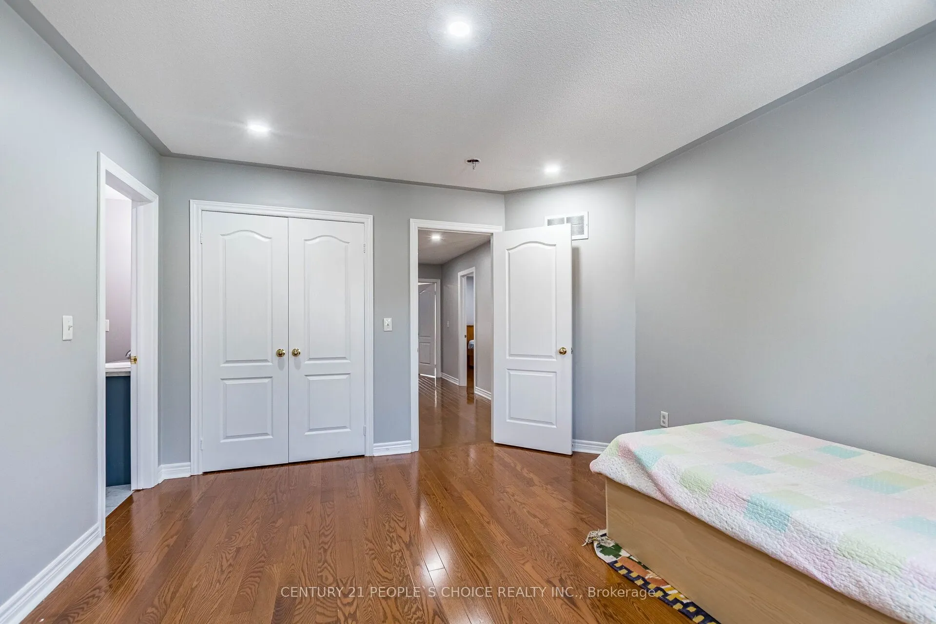 9 Mellowood Avenue