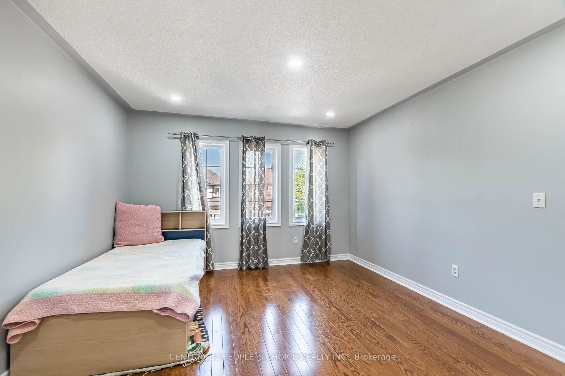 9 Mellowood Avenue