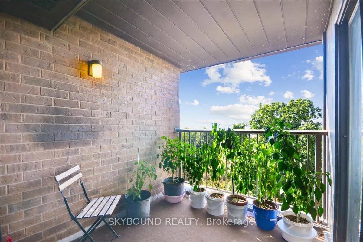 1000 Cedarglen Gate, #506