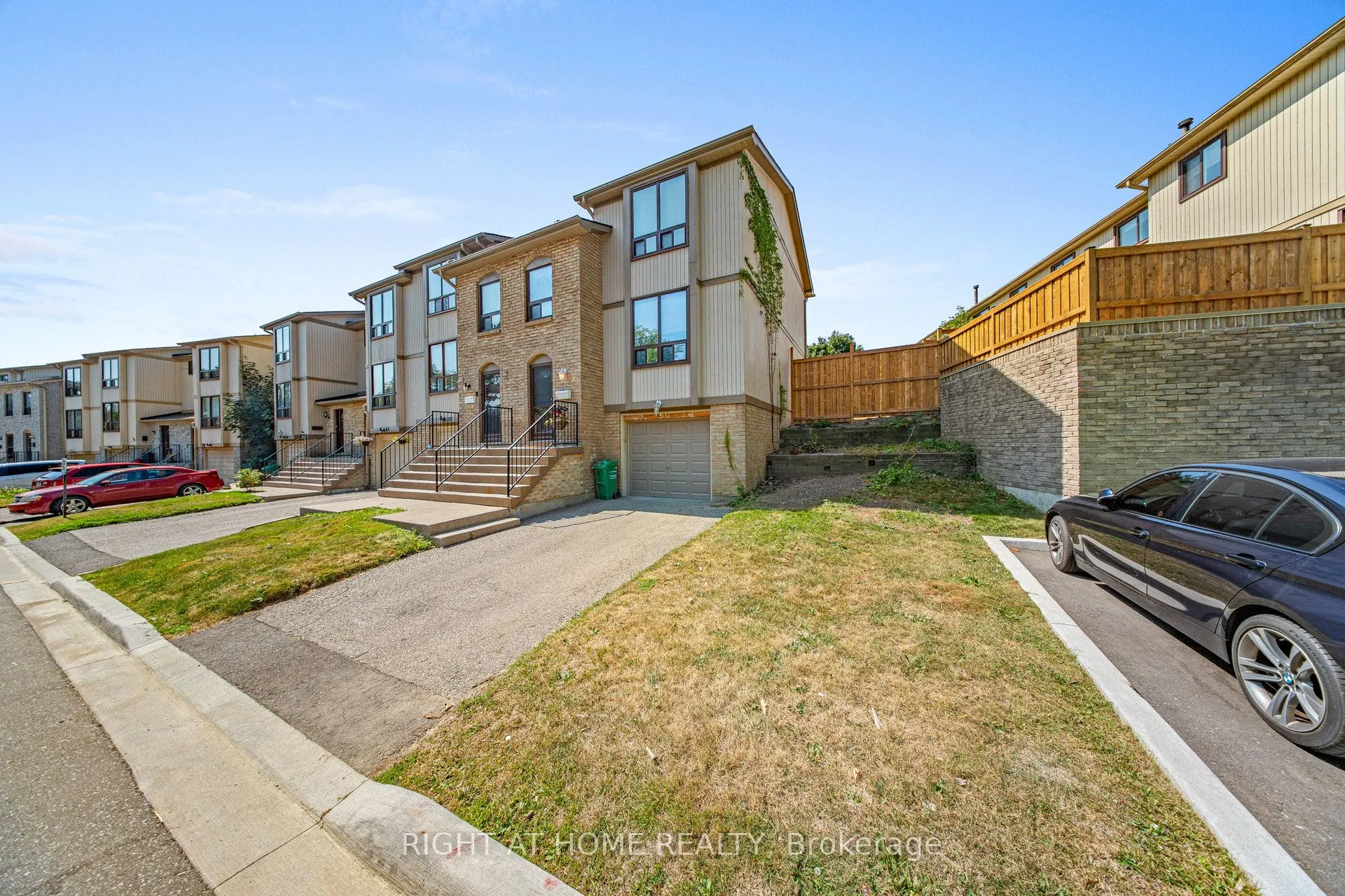 83 Guildford Crescent, #83