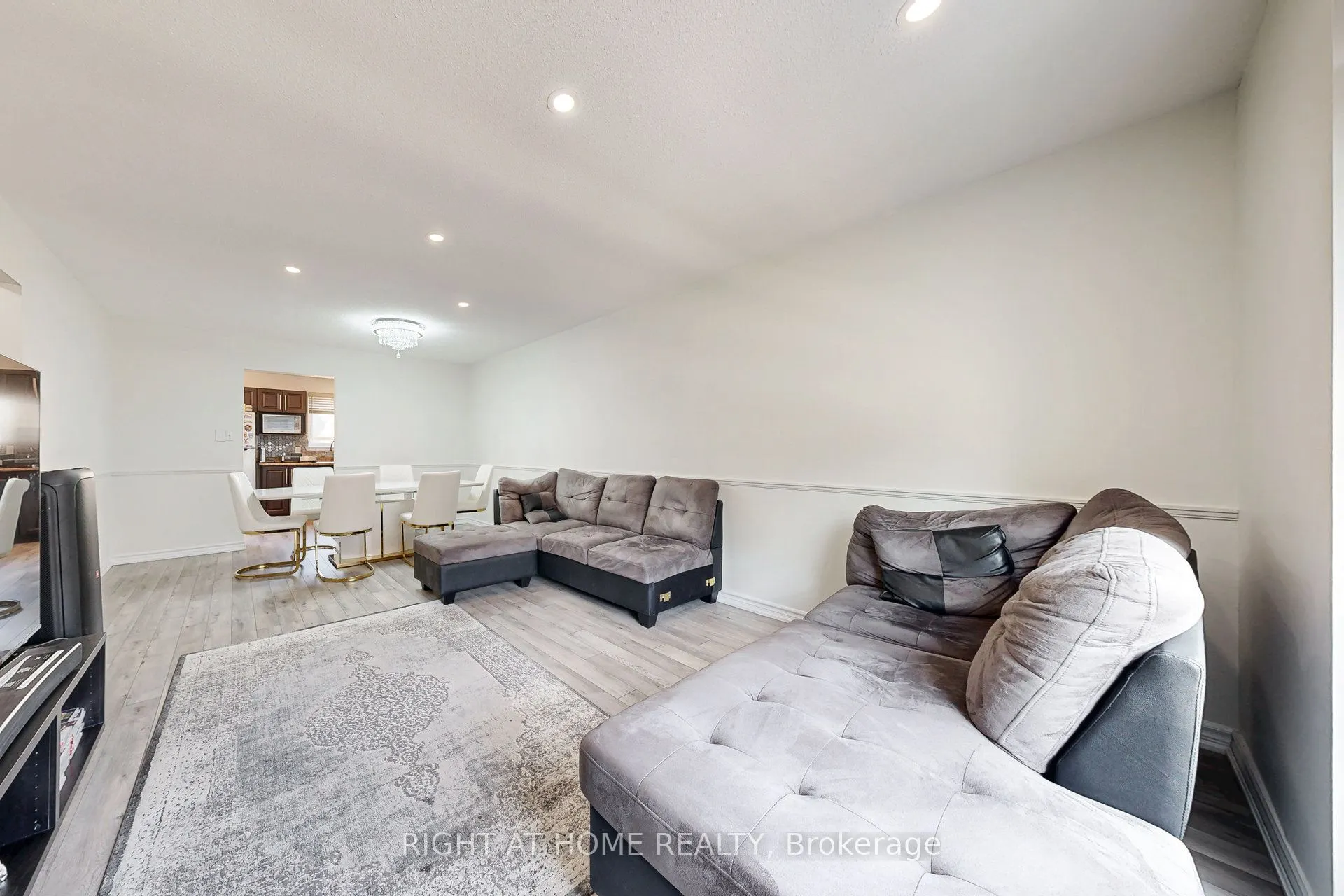 83 Guildford Crescent, #83