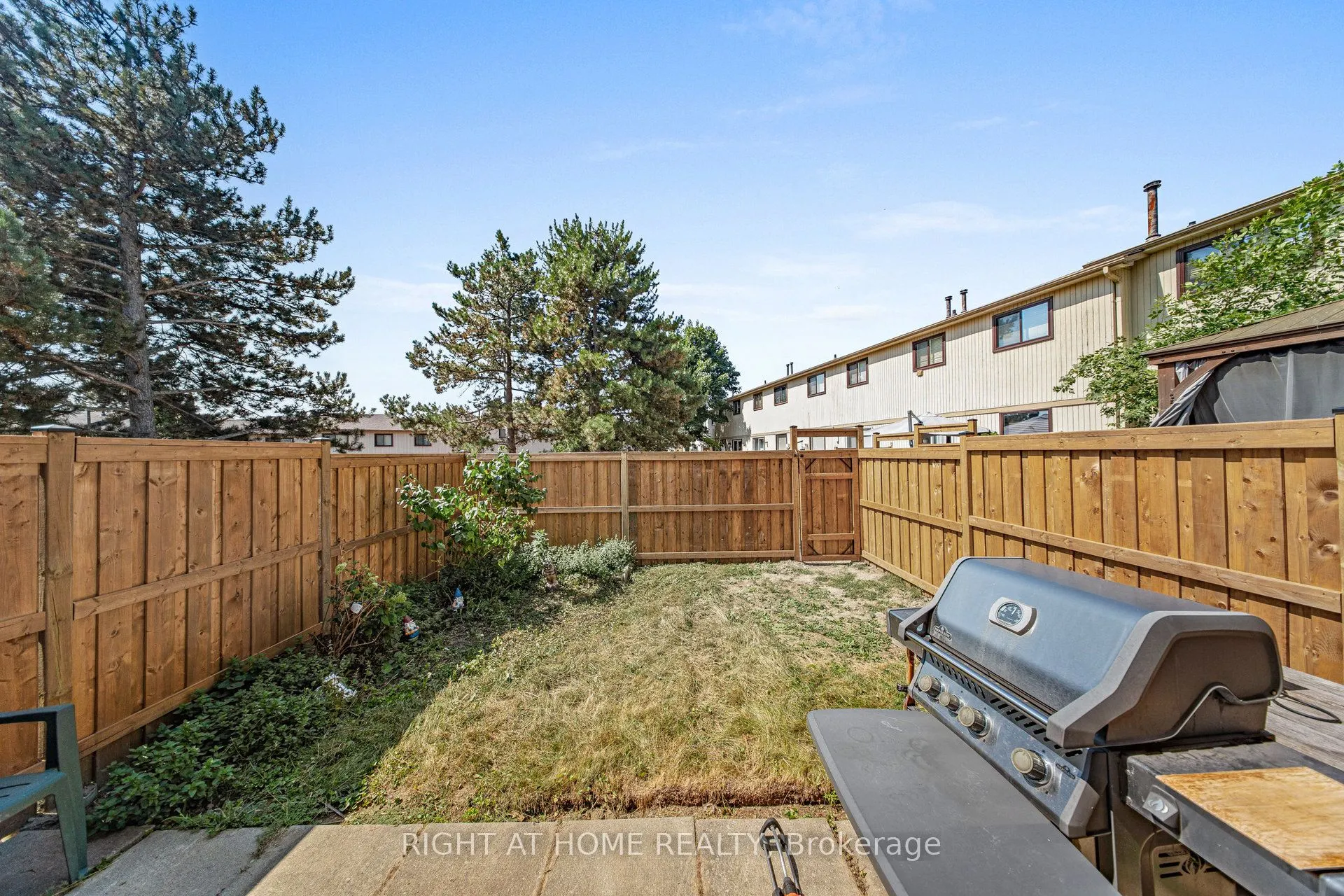 83 Guildford Crescent, #83