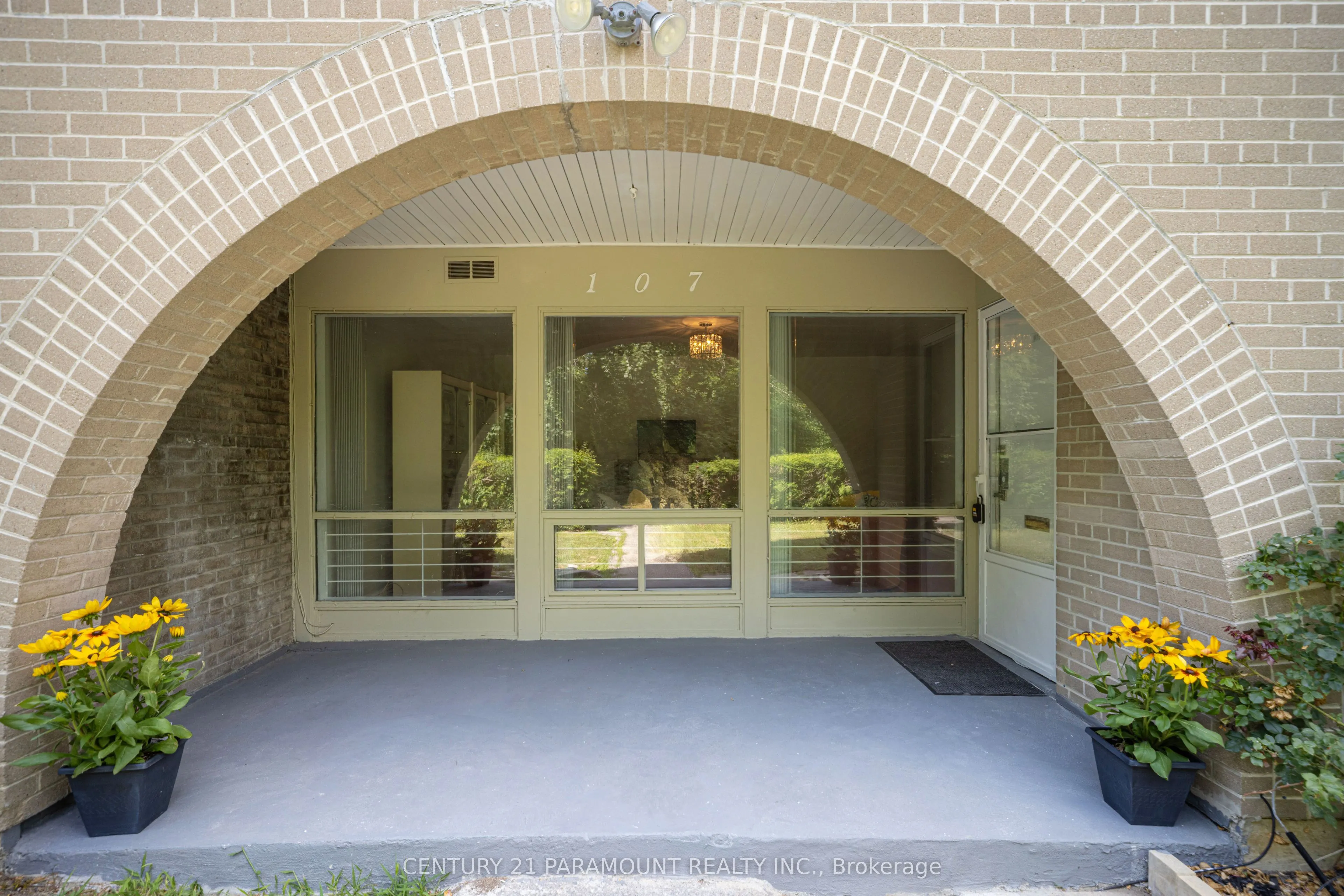 19 London Green Court, ##107