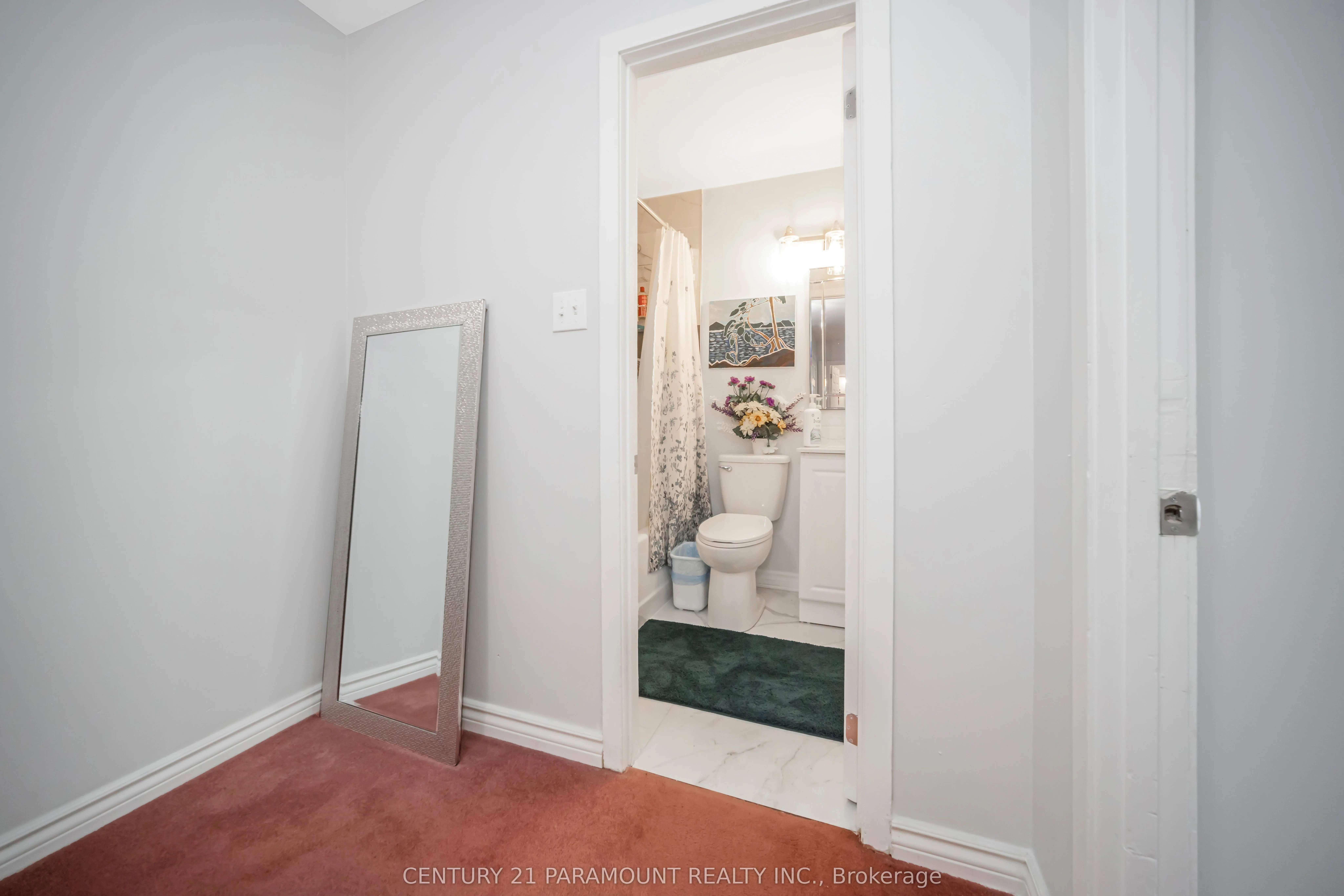 19 London Green Court, ##107