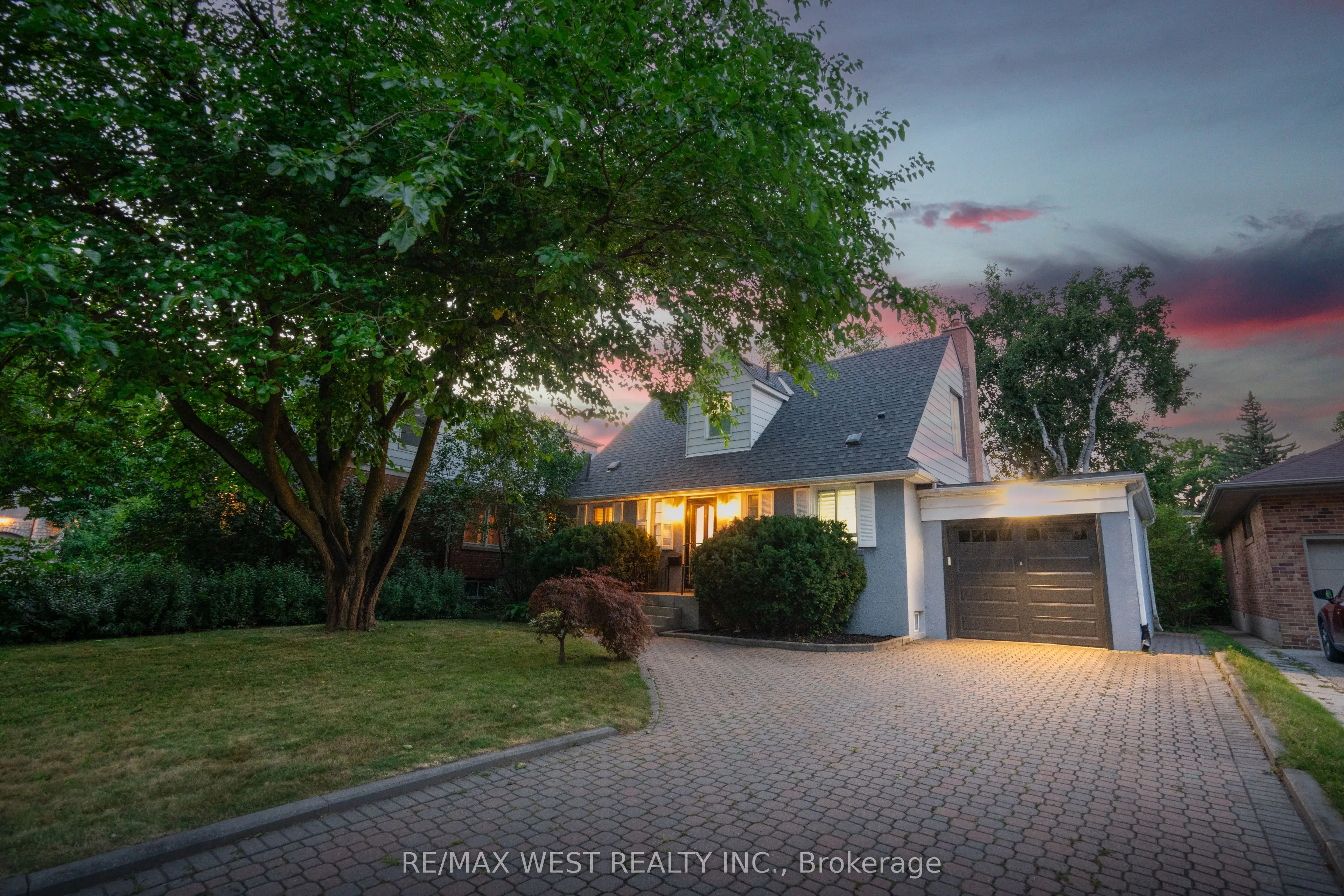 4 Elmview Court