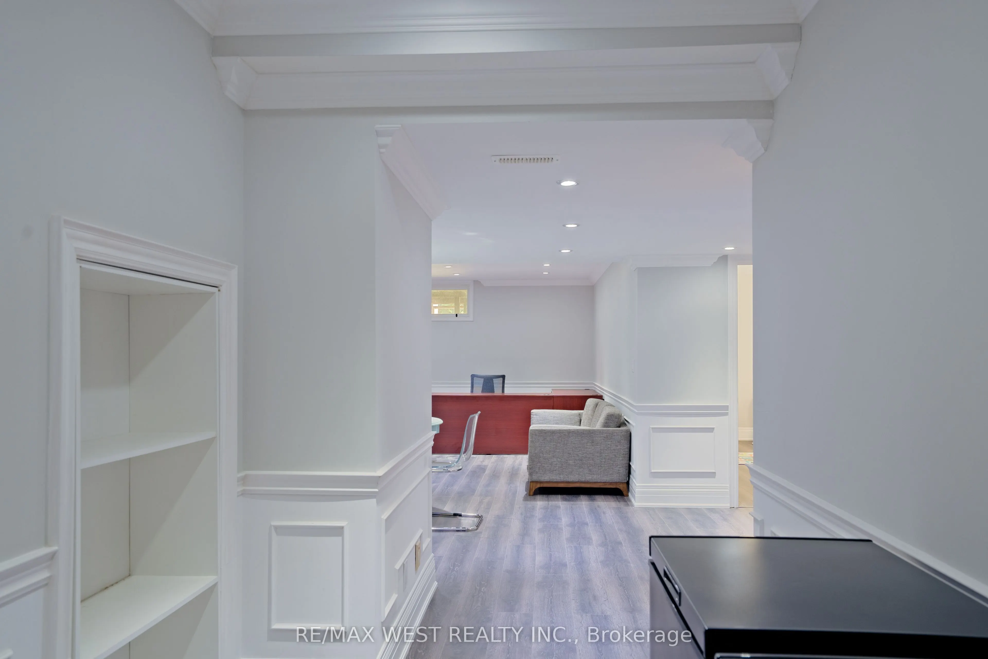 4 Elmview Court