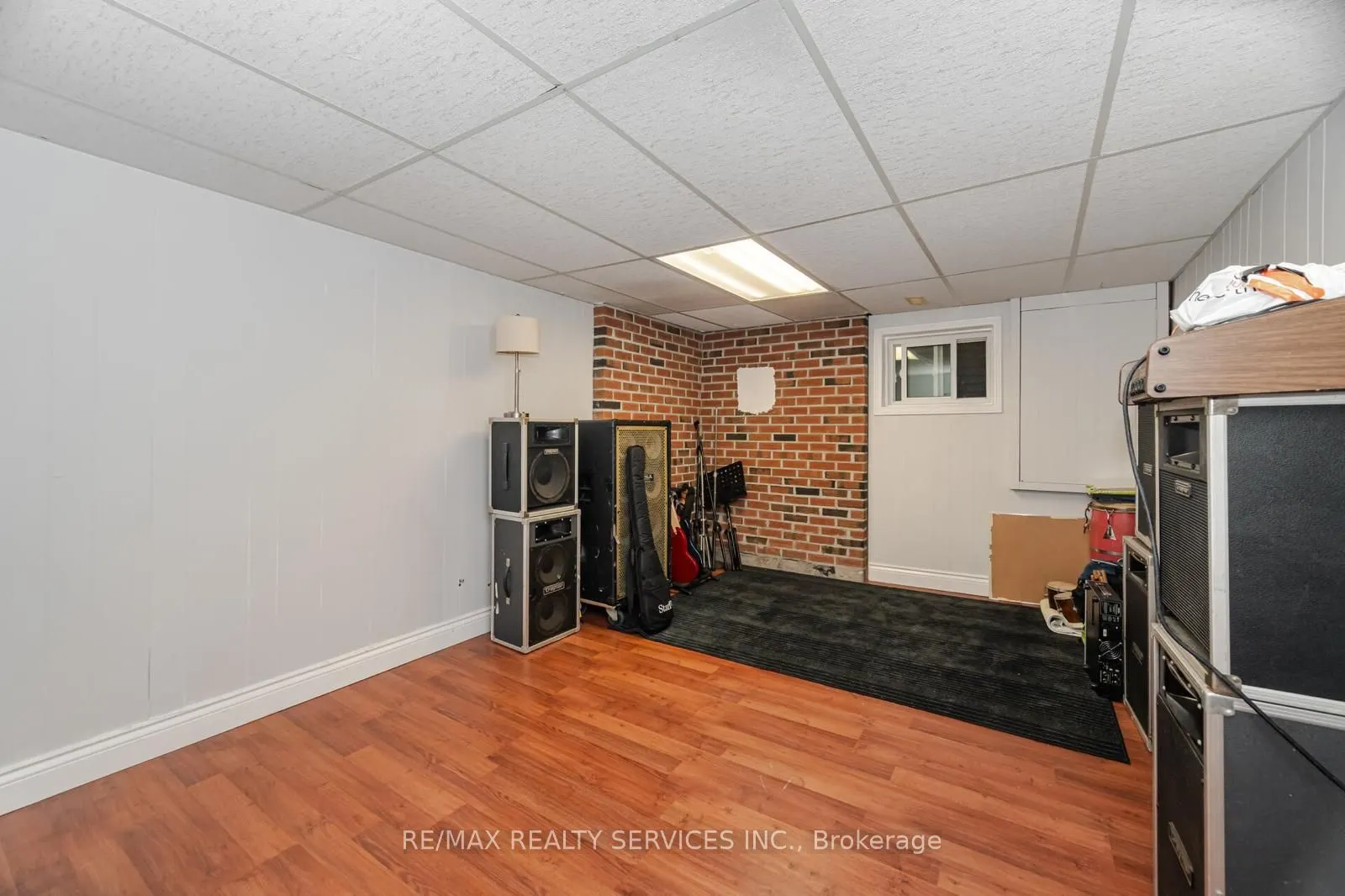 62 Ambleside Drive