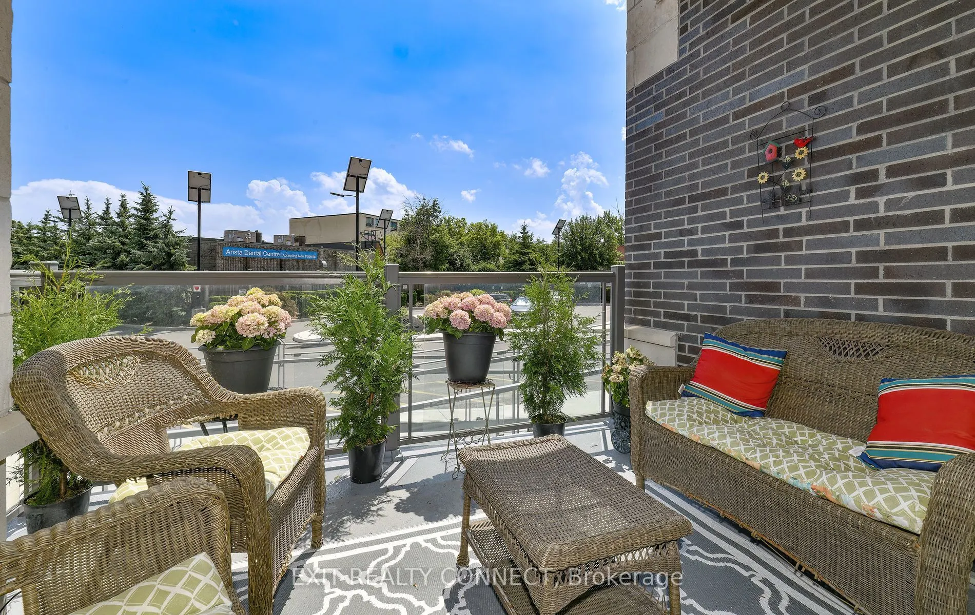 383 Main Street E, #112