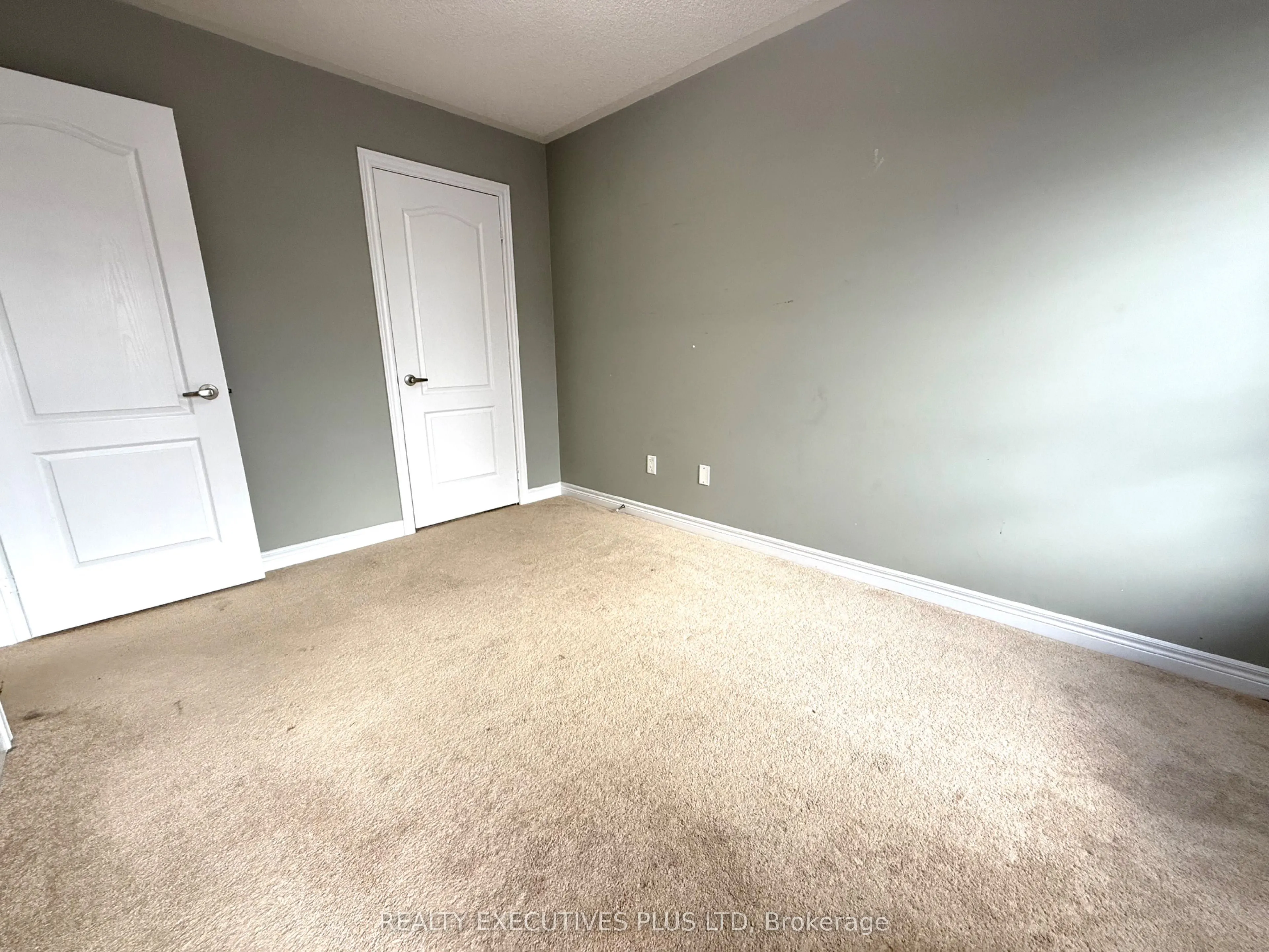 88 Banbridge Crescent, #Upper