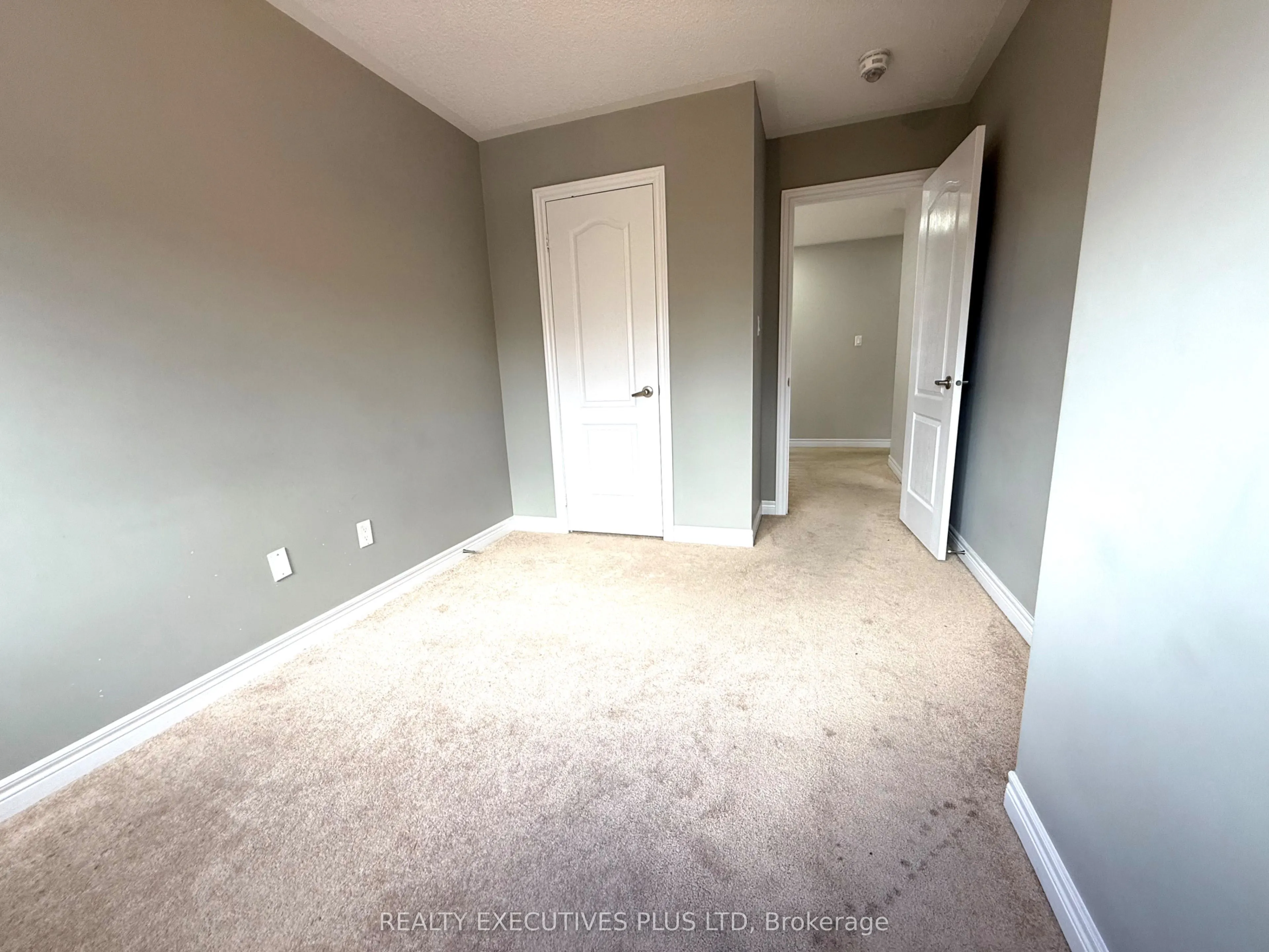 88 Banbridge Crescent, #Upper