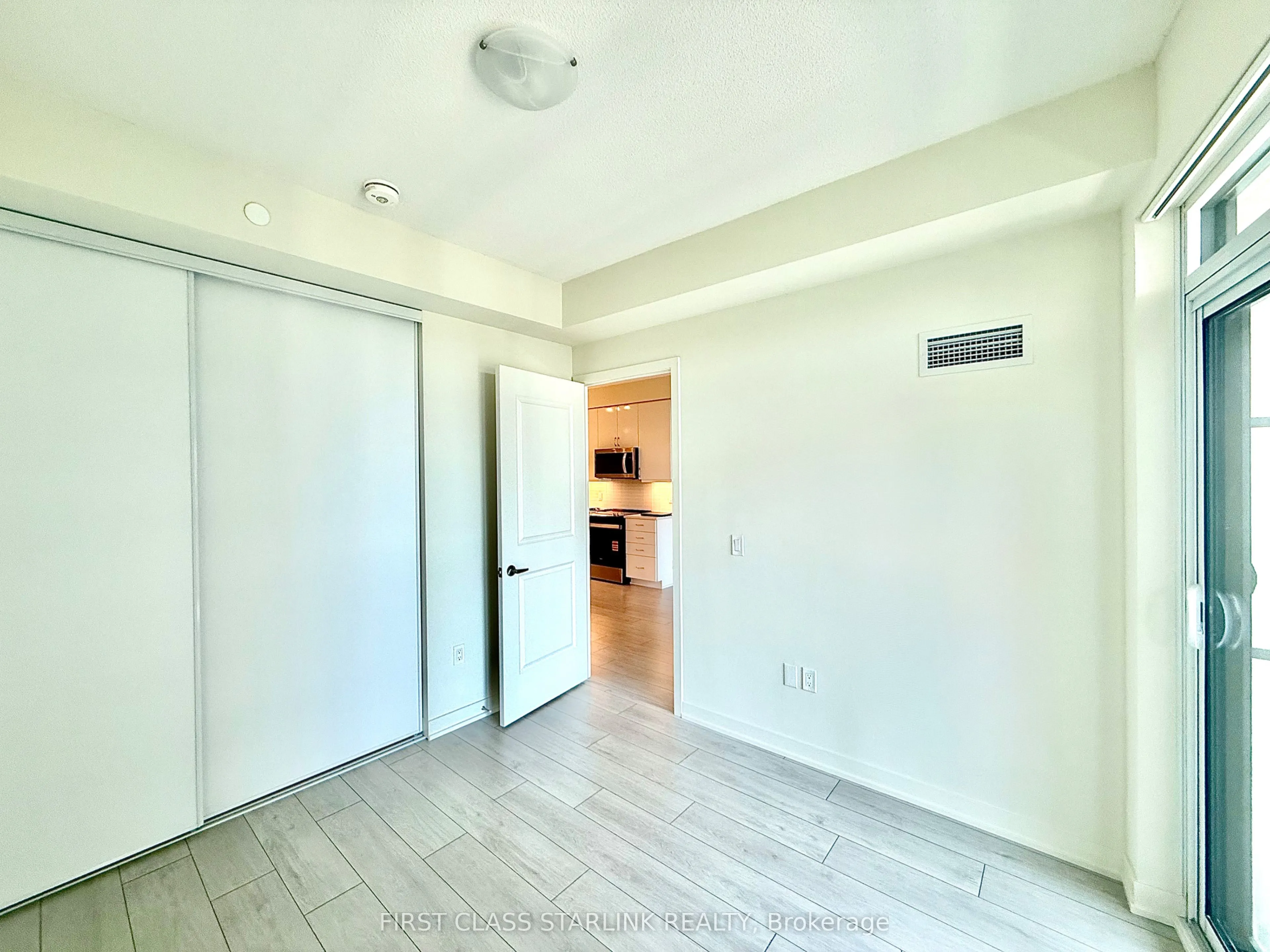 38 Annie Craig Drive, #1204