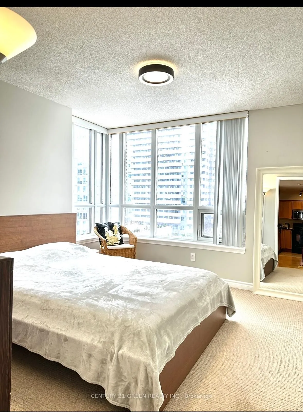 4090 Living Arts Drive, #1102