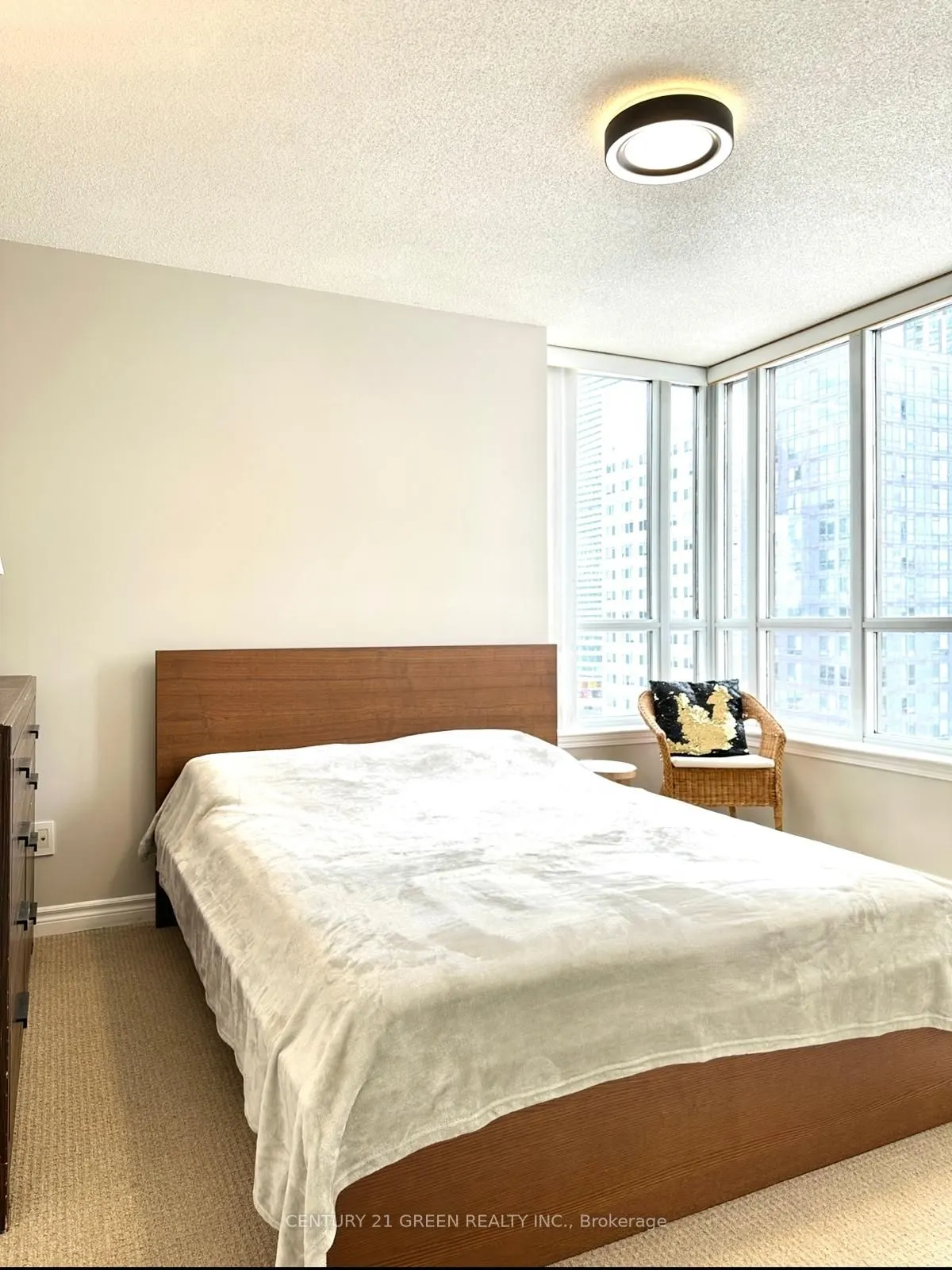 4090 Living Arts Drive, #1102