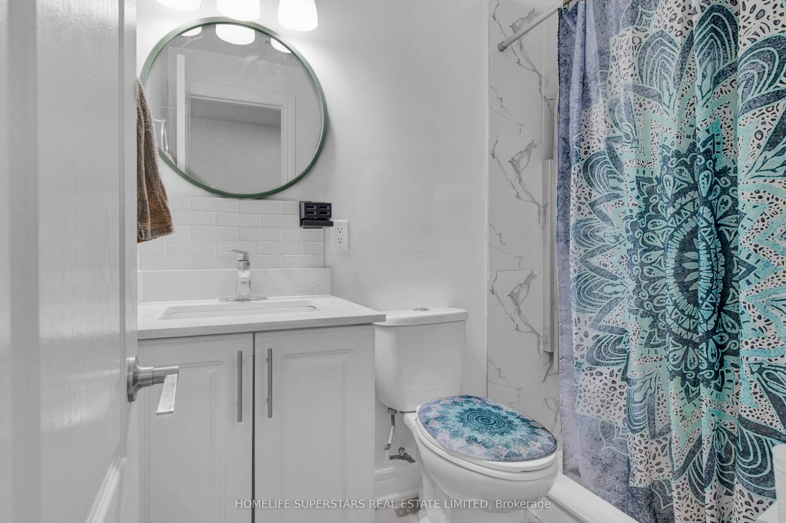24 Archway Crescent