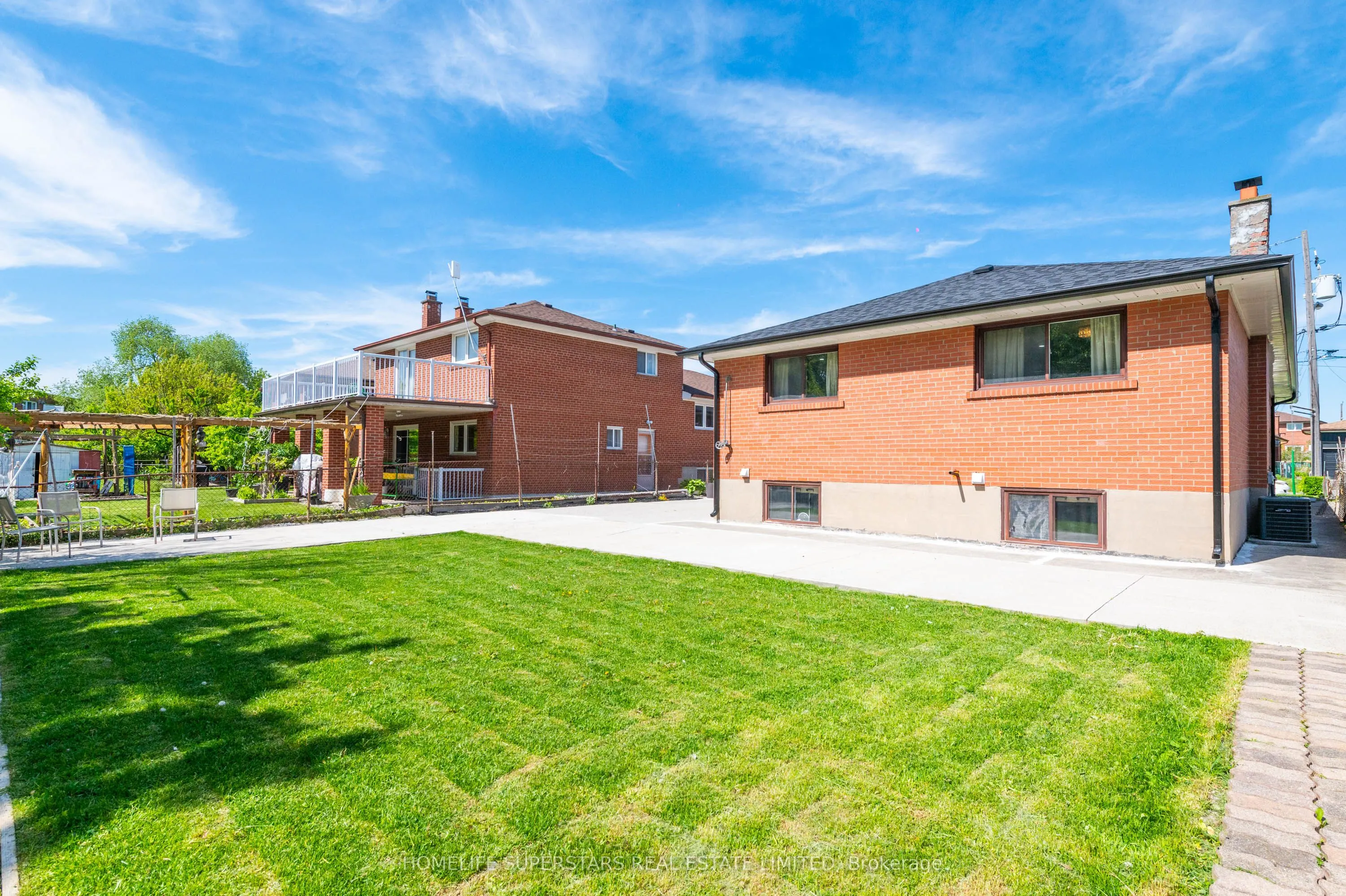 24 Archway Crescent