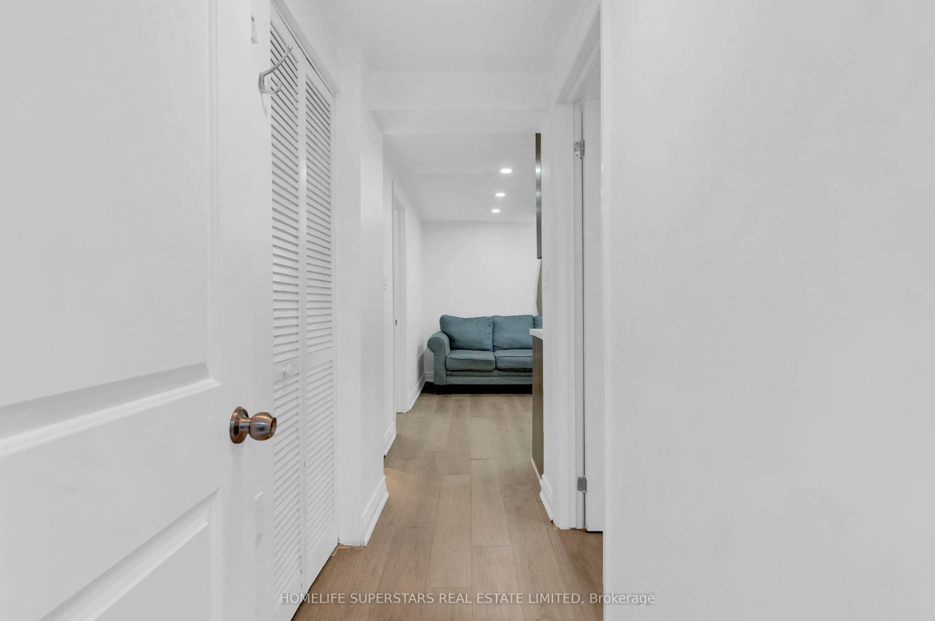 24 Archway Crescent