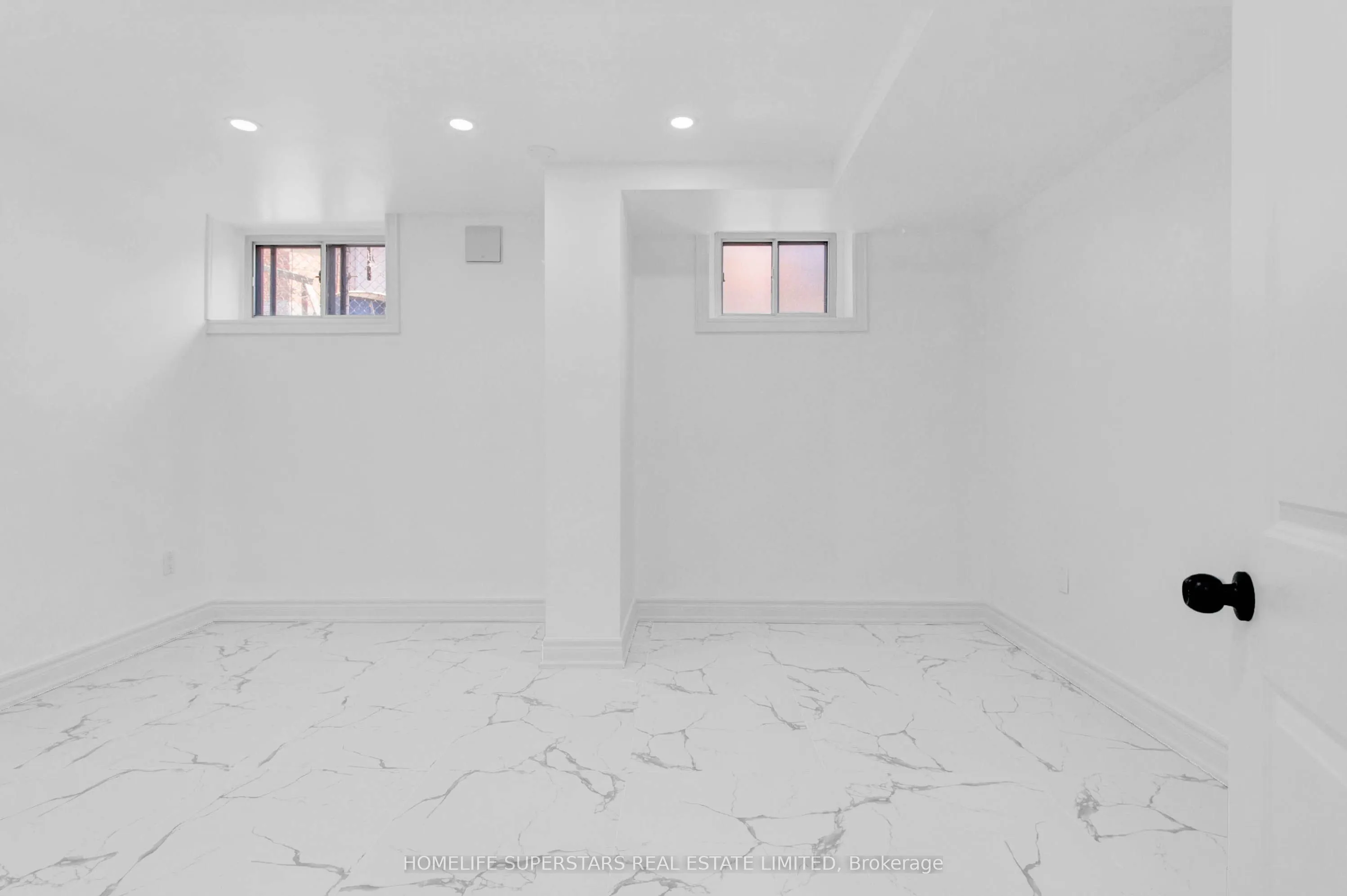 24 Archway Crescent