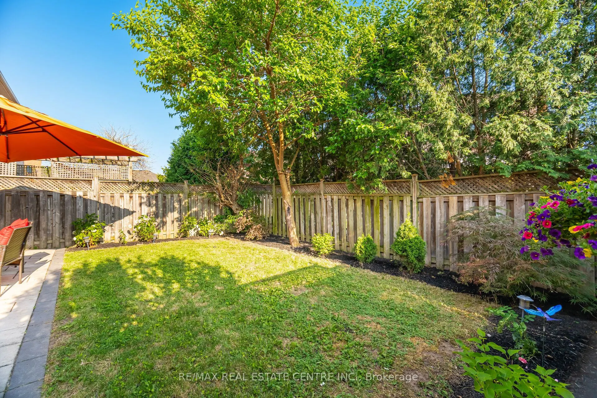 2021 Redstone Crescent
