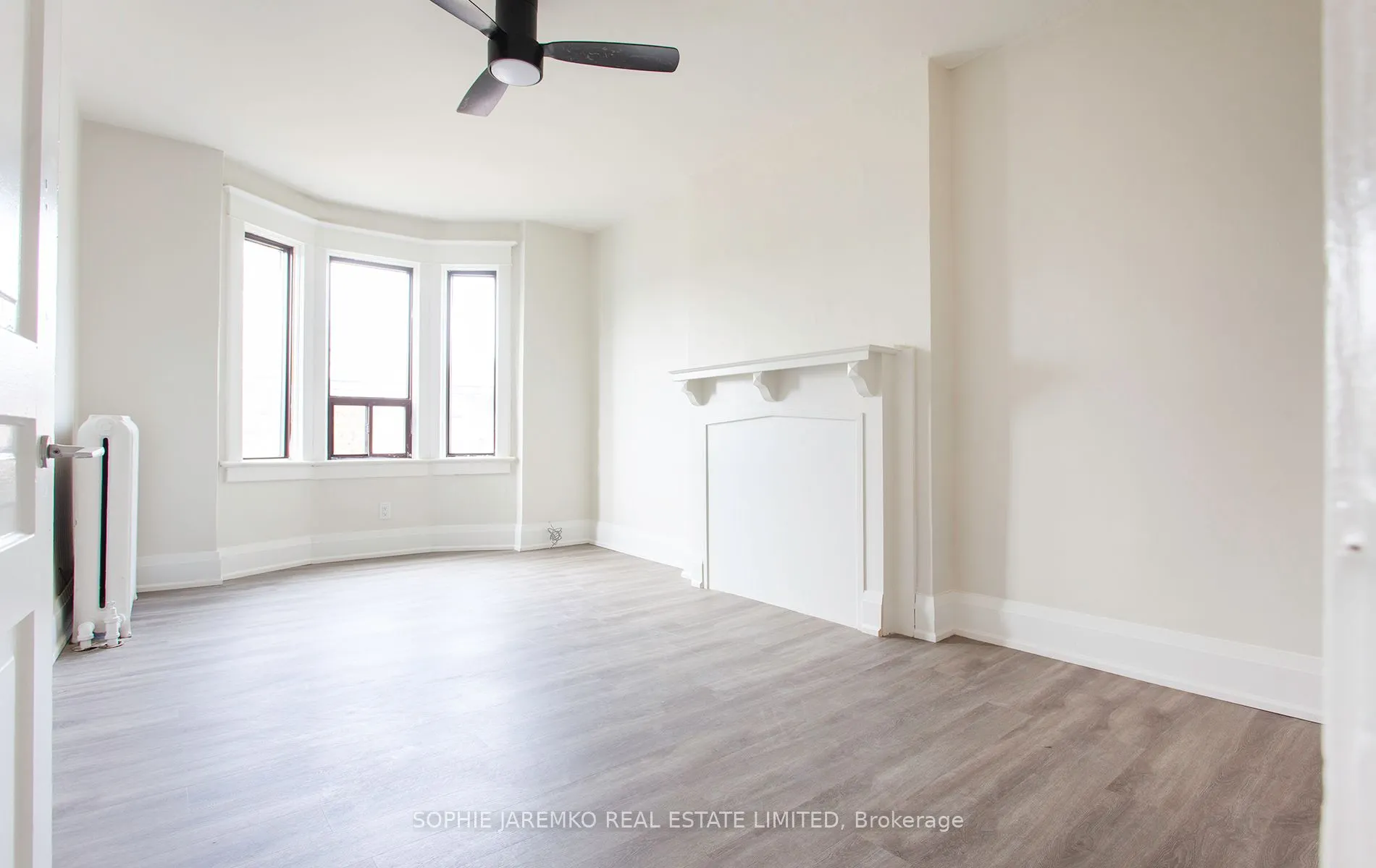 413 Roncesvalles Avenue, #2