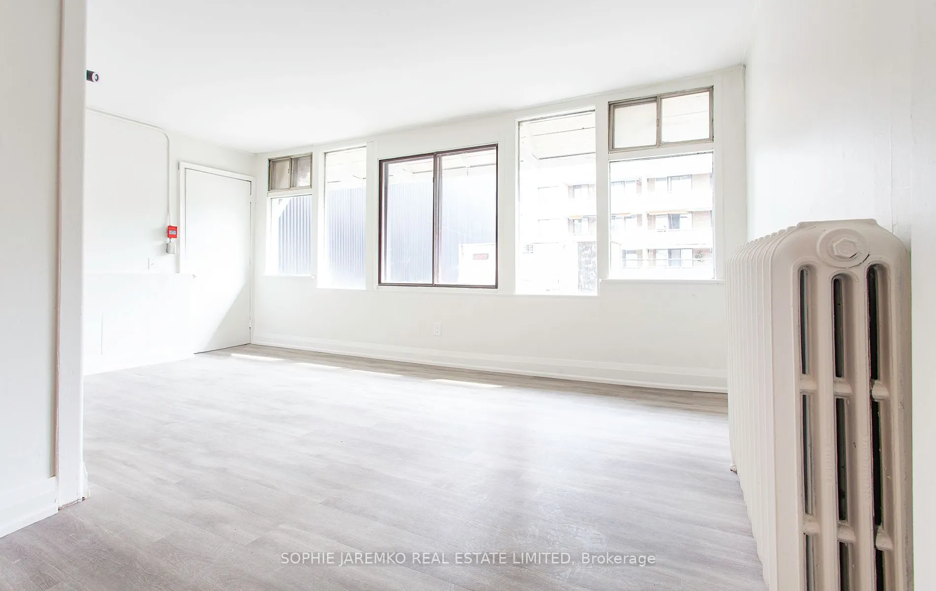 413 Roncesvalles Avenue, #1