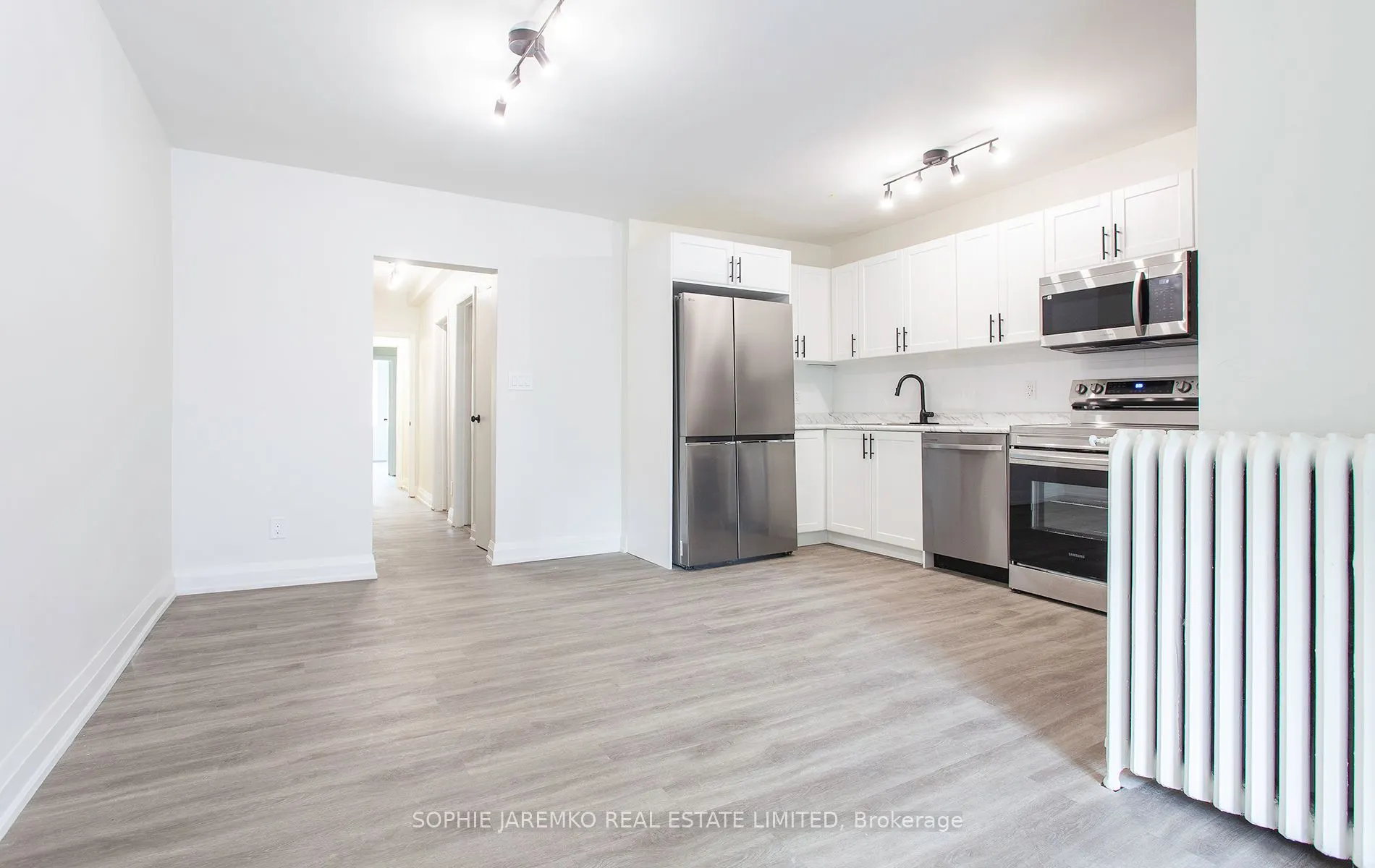 413 Roncesvalles Avenue, #1