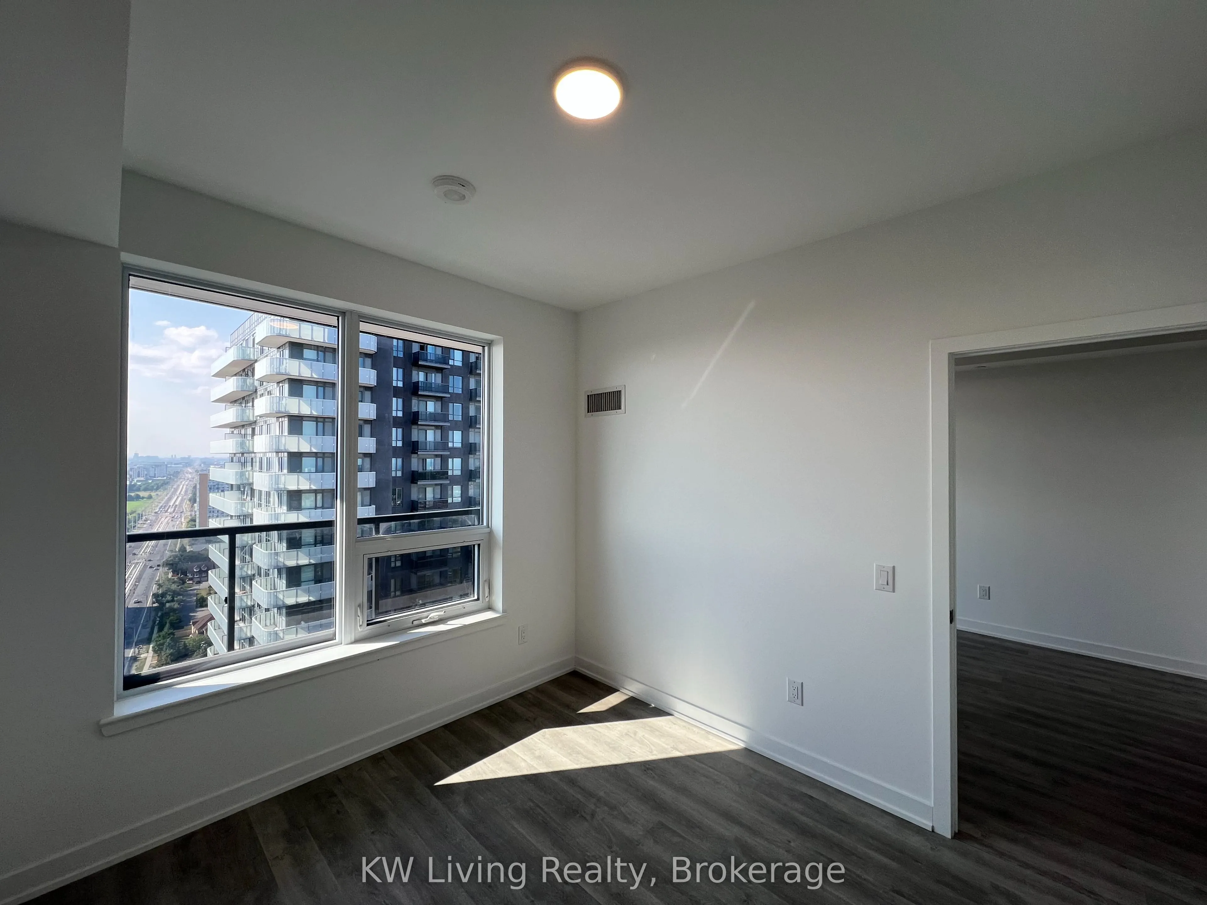 5105 Hurontario Street, #2909
