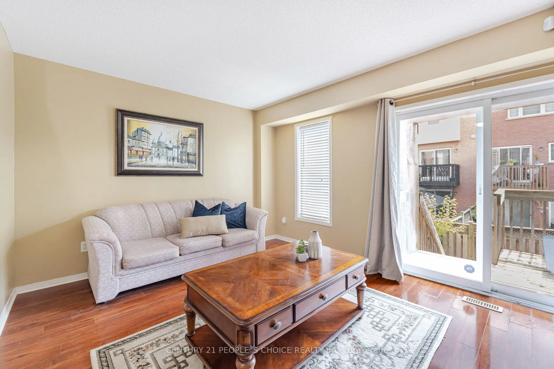 7090 Fairmeadow Crescent