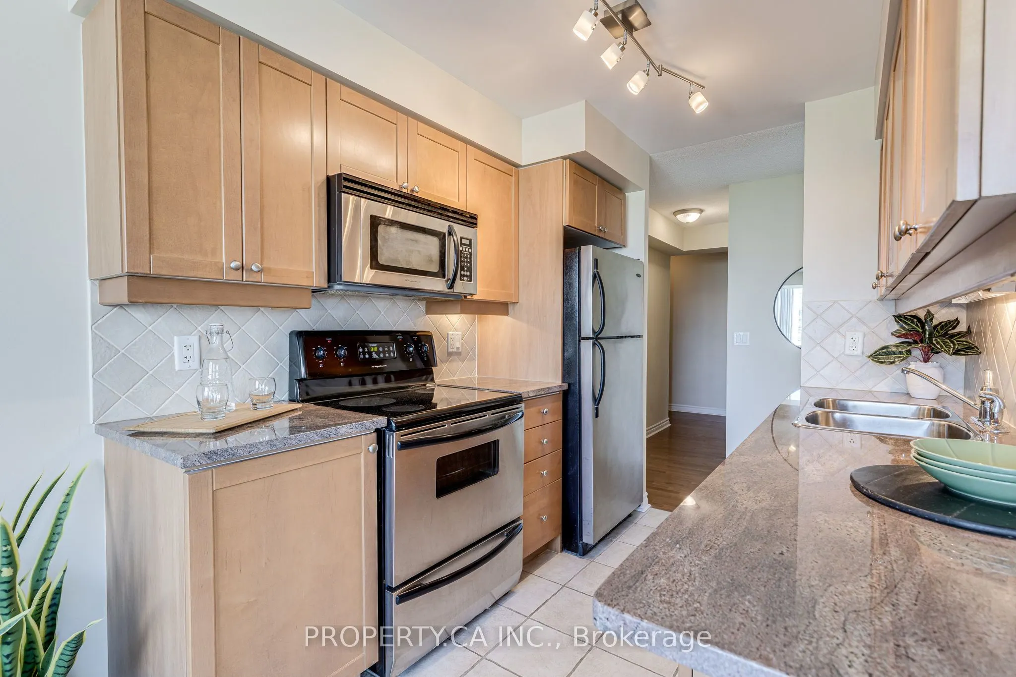 70 High Park Avenue, #1003