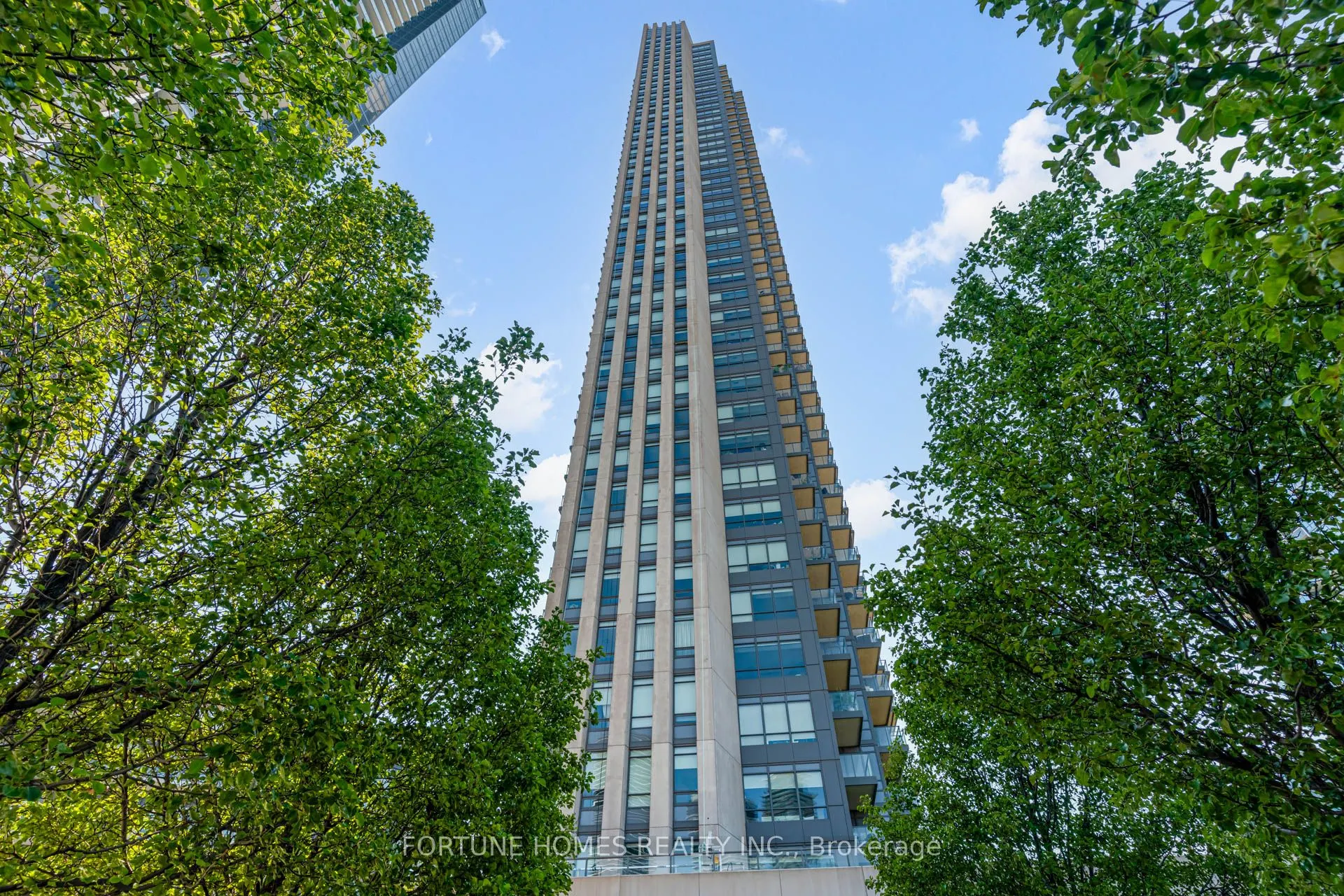 36 Park Lawn Road, #510