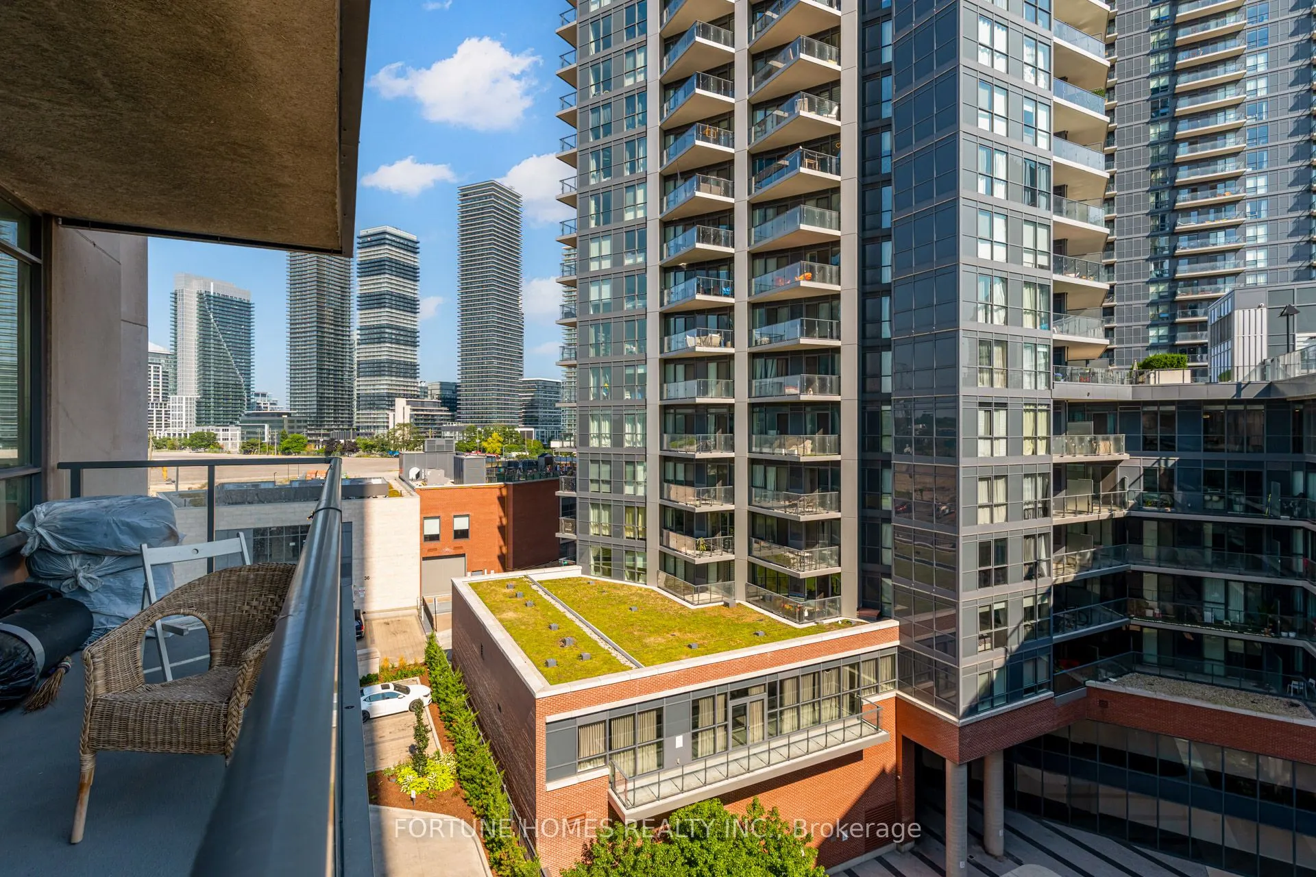 36 Park Lawn Road, #510