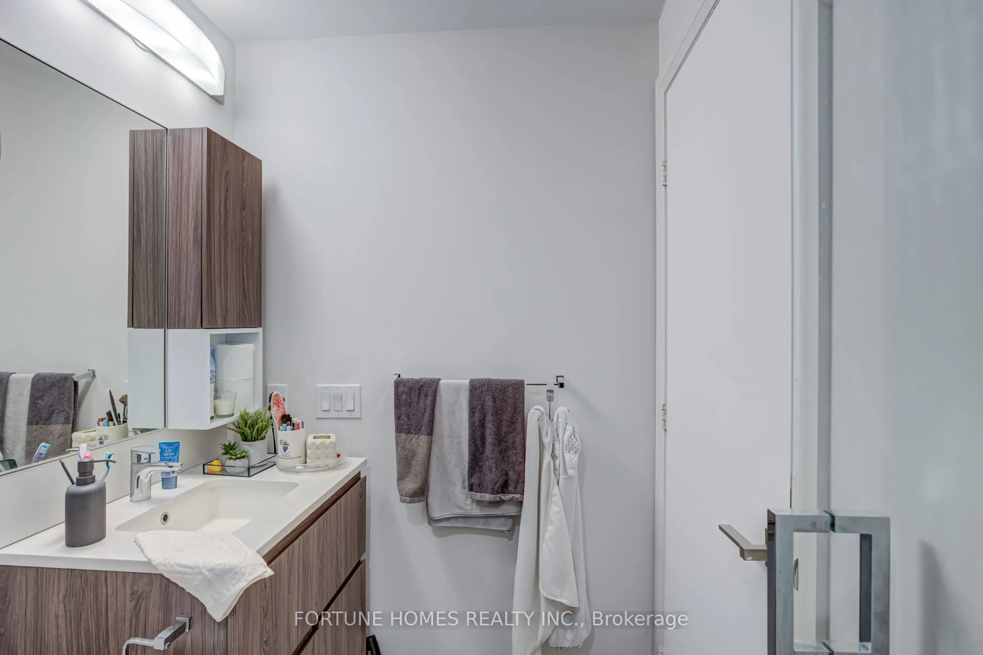 36 Park Lawn Road, #510
