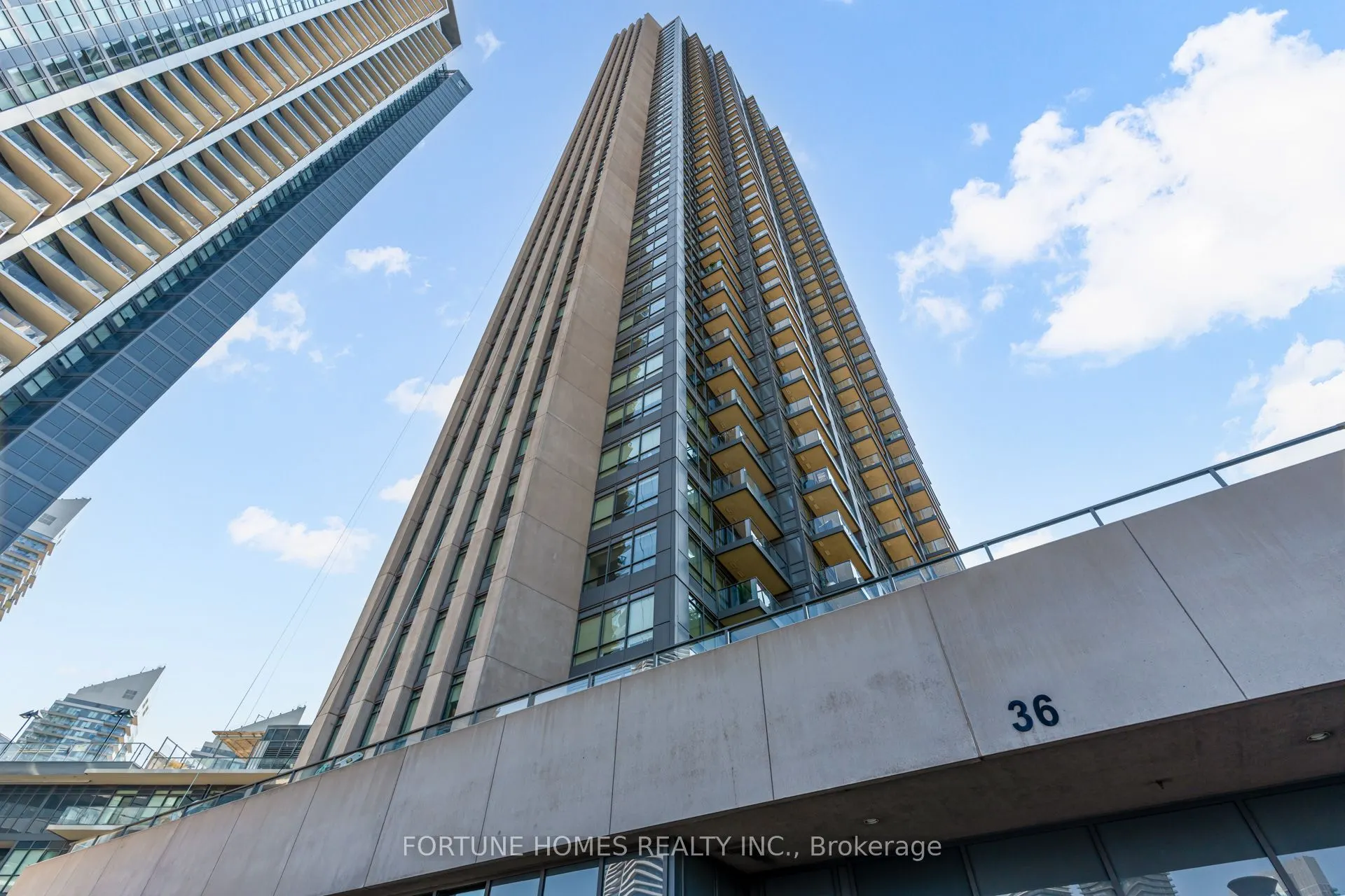 36 Park Lawn Road, #510