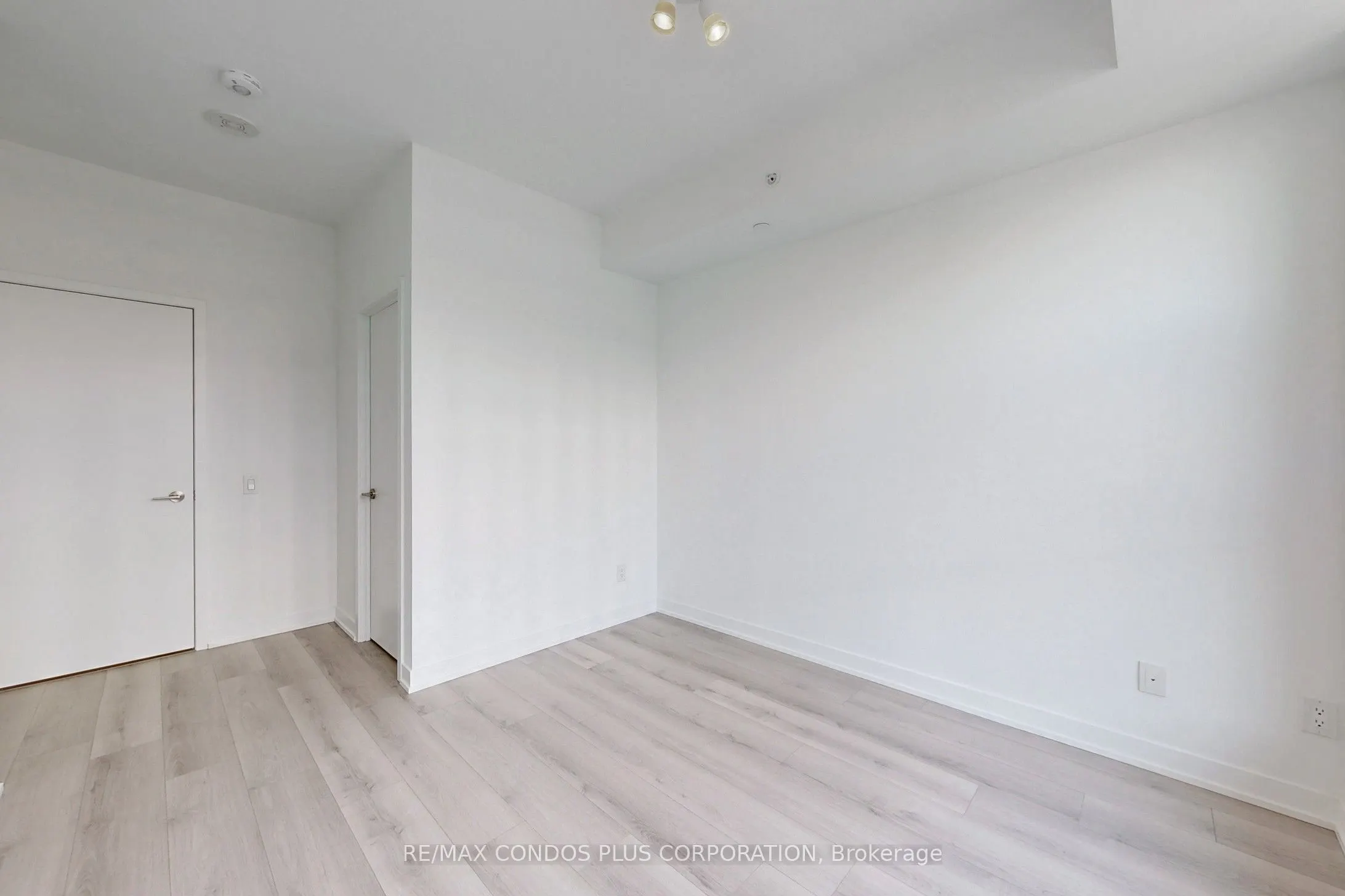 1787 St Clair Avenue W, #710