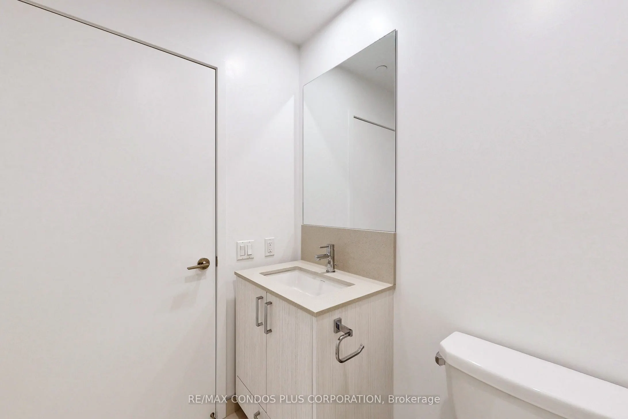 1787 St Clair Avenue W, #710