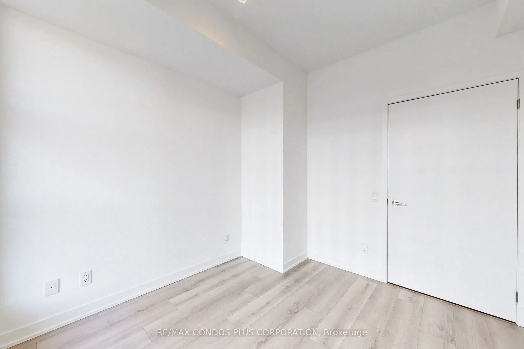1787 St Clair Avenue W, #710