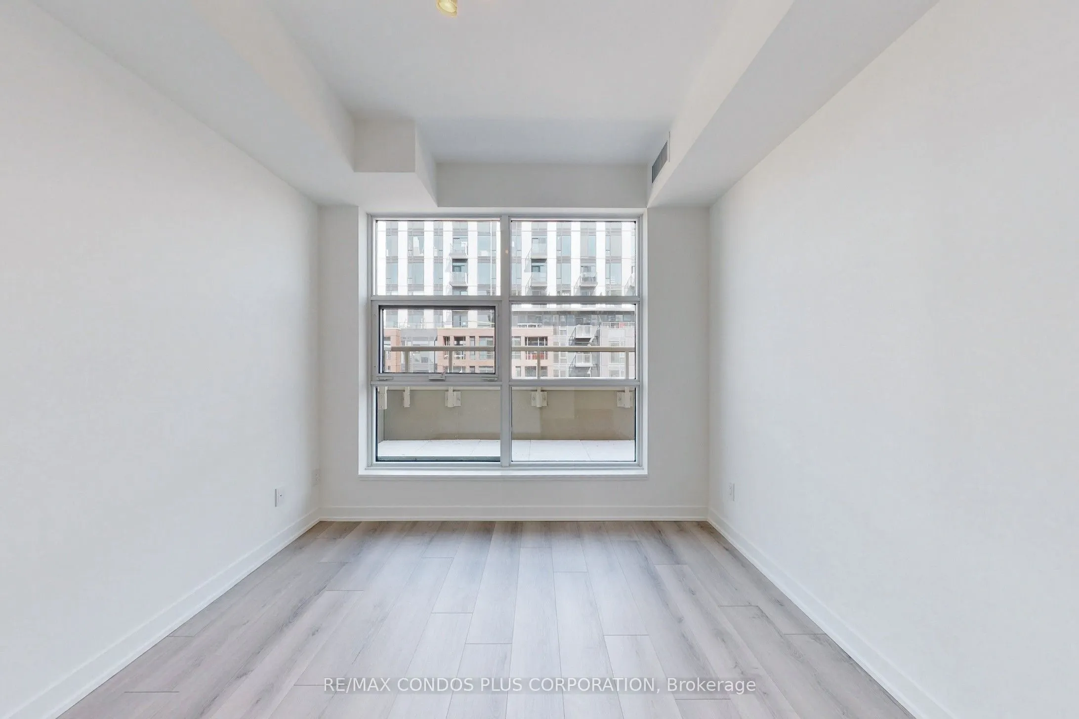 1787 St Clair Avenue W, #710