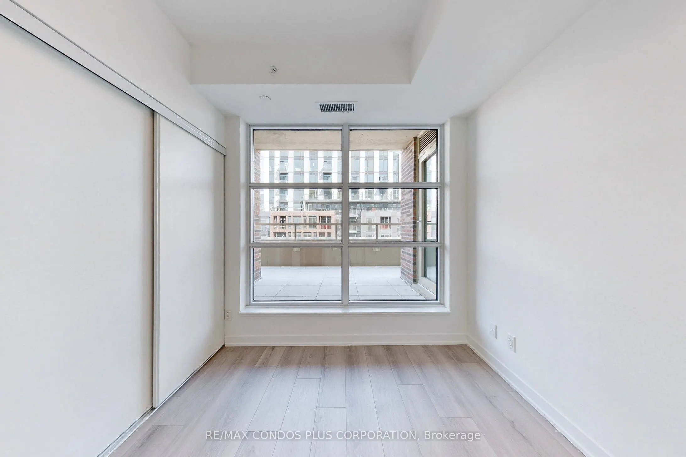 1787 St Clair Avenue W, #710