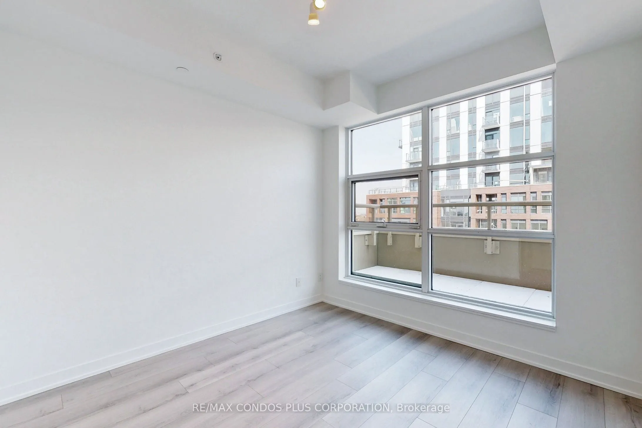 1787 St Clair Avenue W, #710