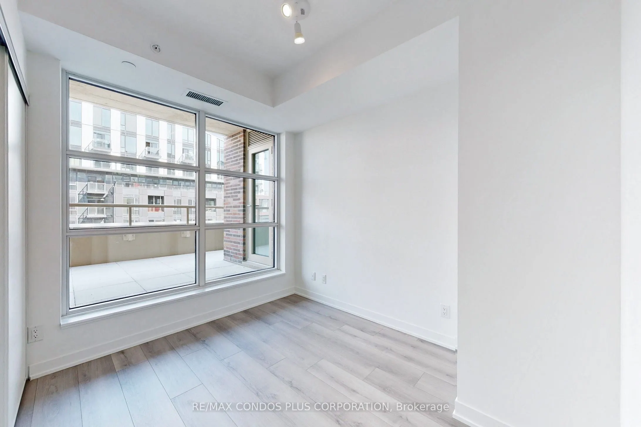 1787 St Clair Avenue W, #710