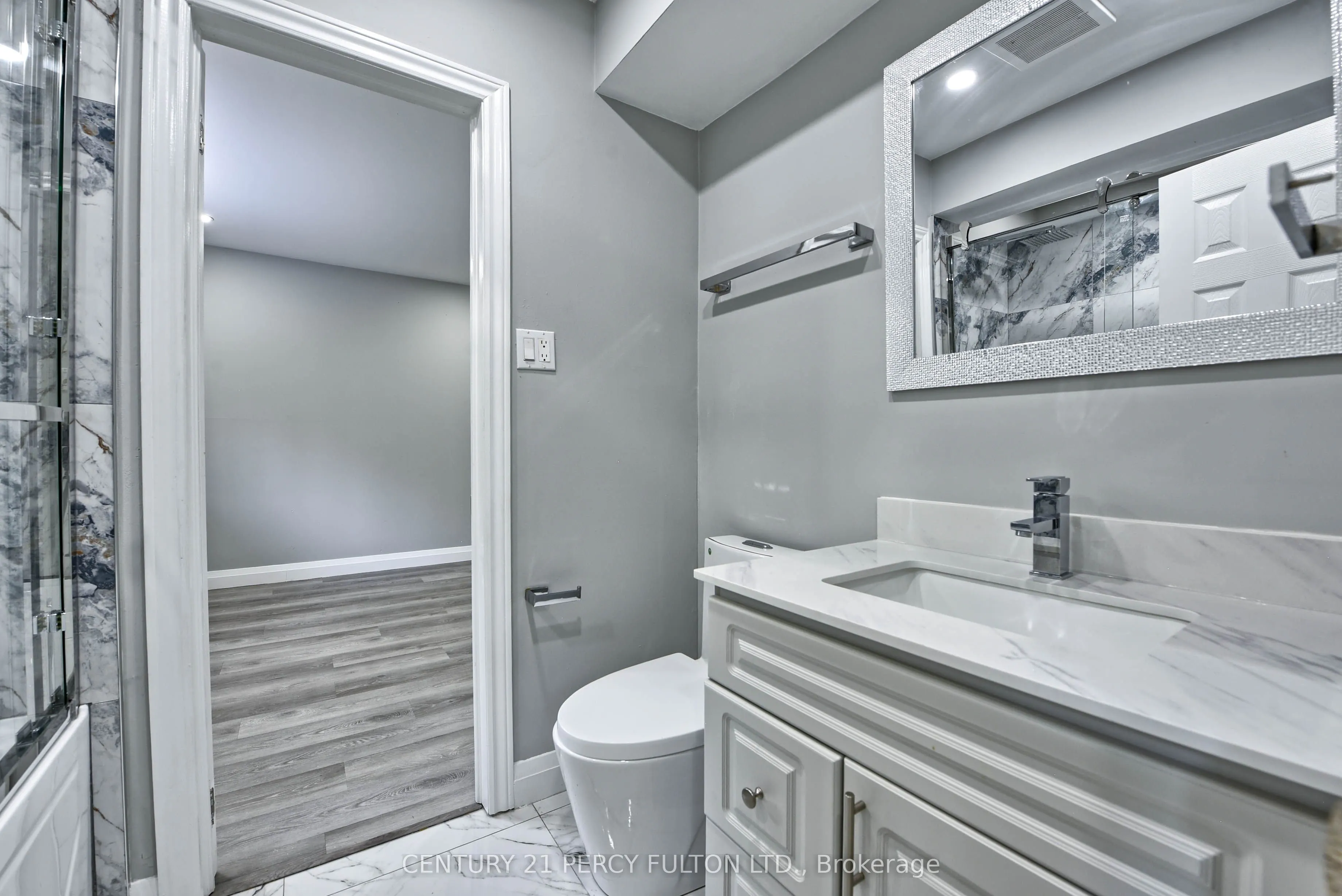 32 Drum Oak Crescent